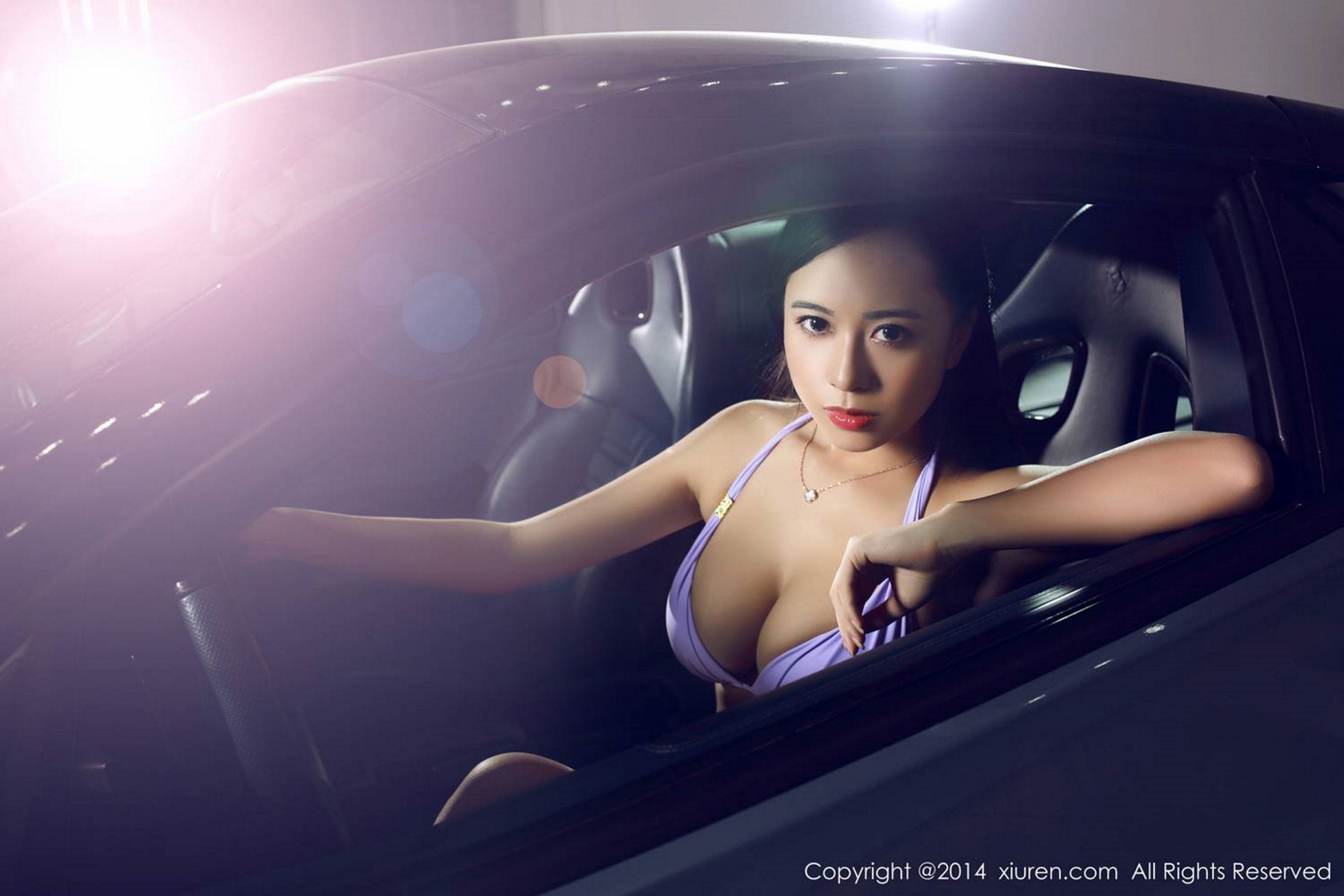 黄可christine《私房内衣+香车系列》 [秀人网XiuRen] No.252