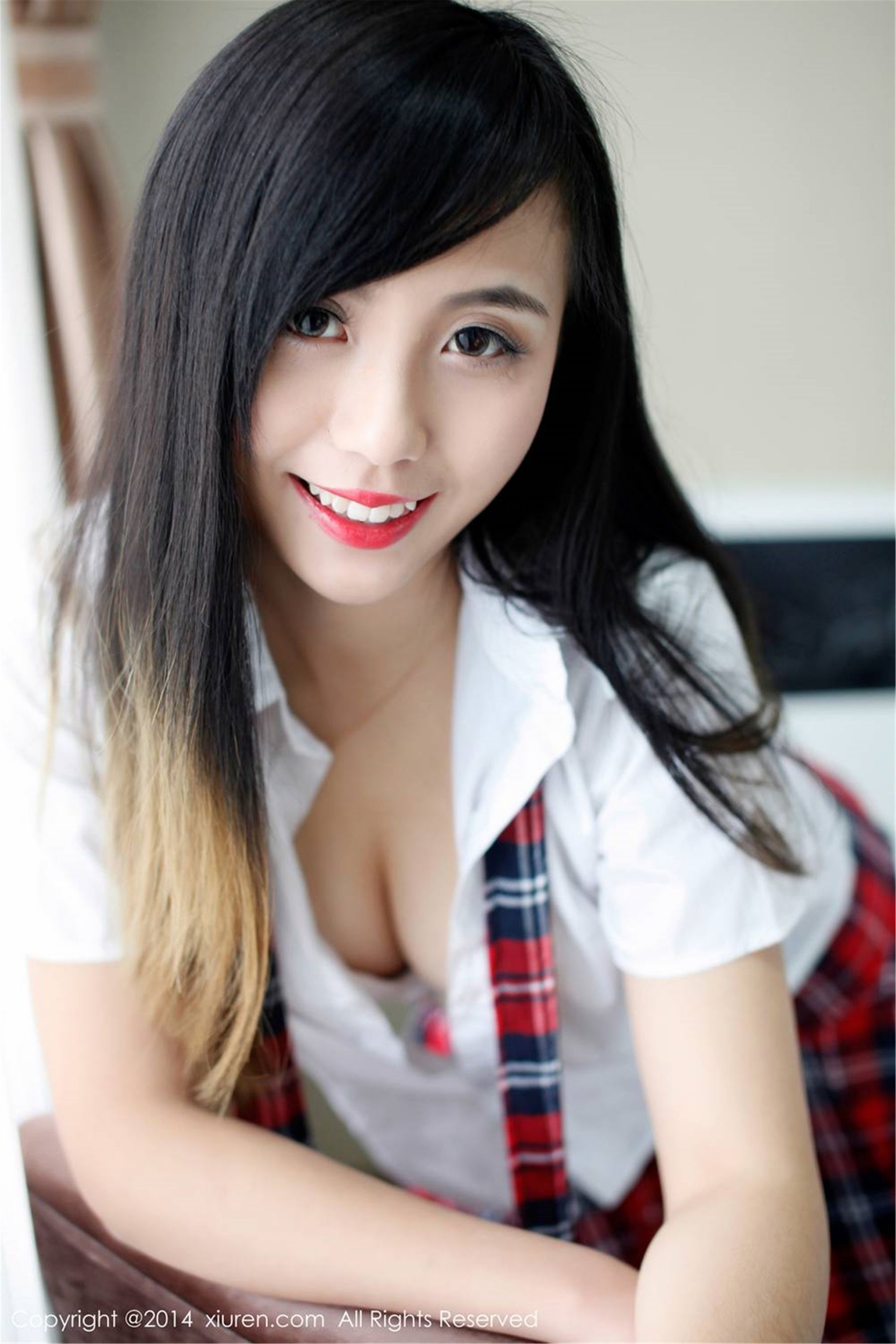甜美新人模特：谢忱倬 [秀人网XiuRen] No.254