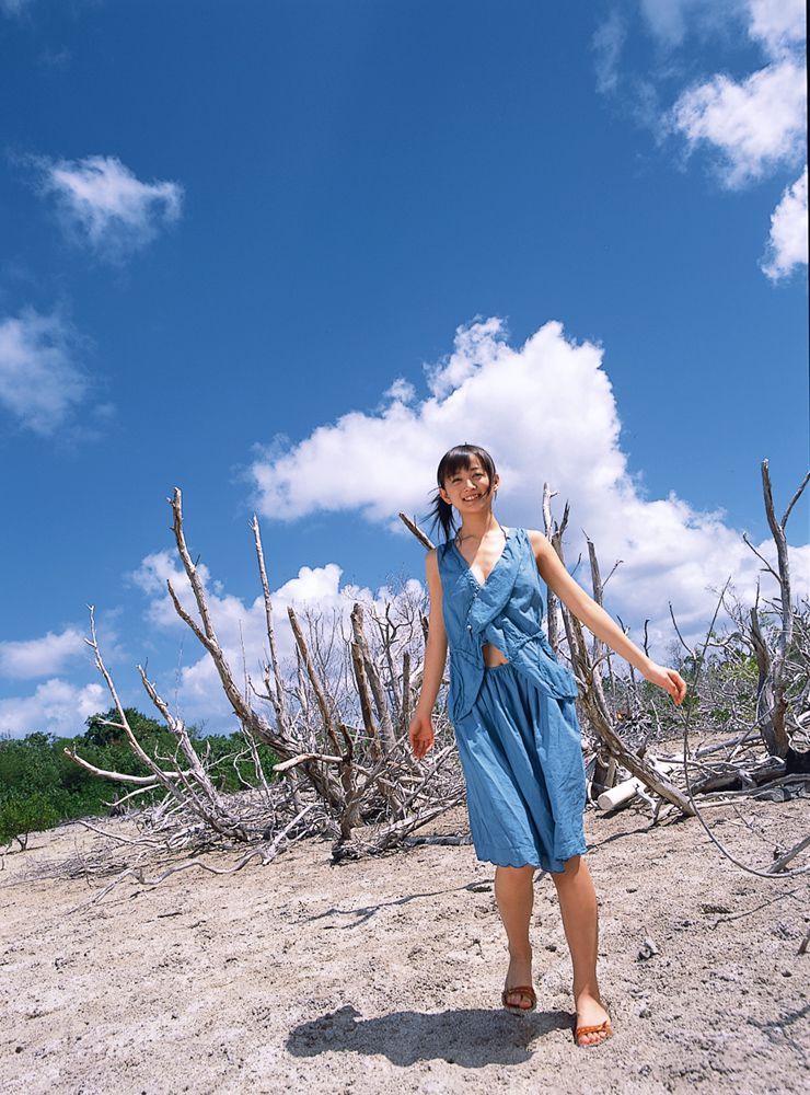 小松彩夏《Genuine》 [YS Web] Vol.121