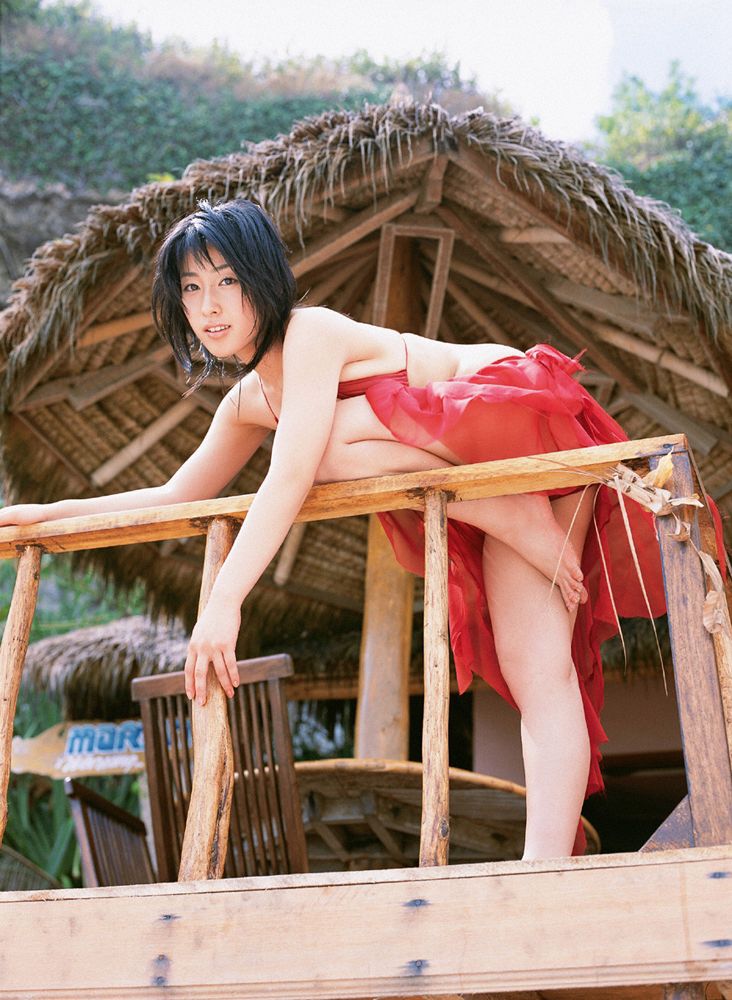 佐藤寛子《Dive Into Your Body》 [YS Web] Vol.127