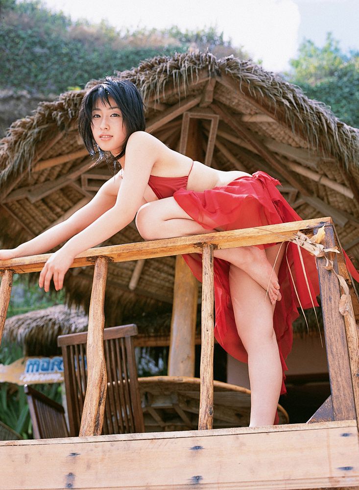 佐藤寛子《Dive Into Your Body》 [YS Web] Vol.127