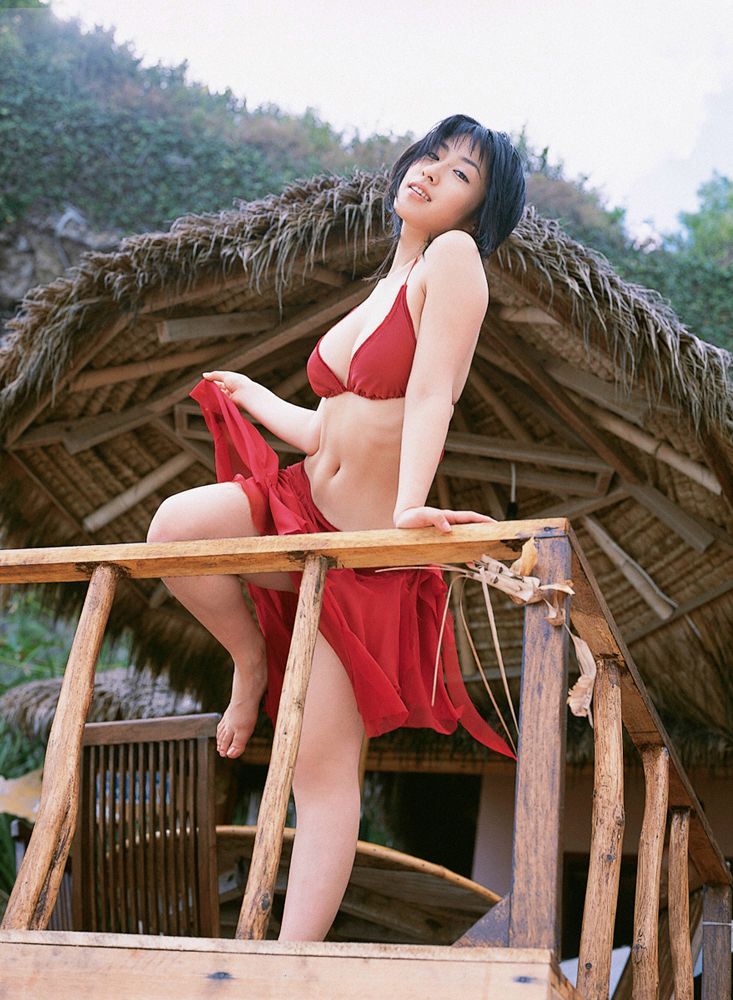 佐藤寛子《Dive Into Your Body》 [YS Web] Vol.127