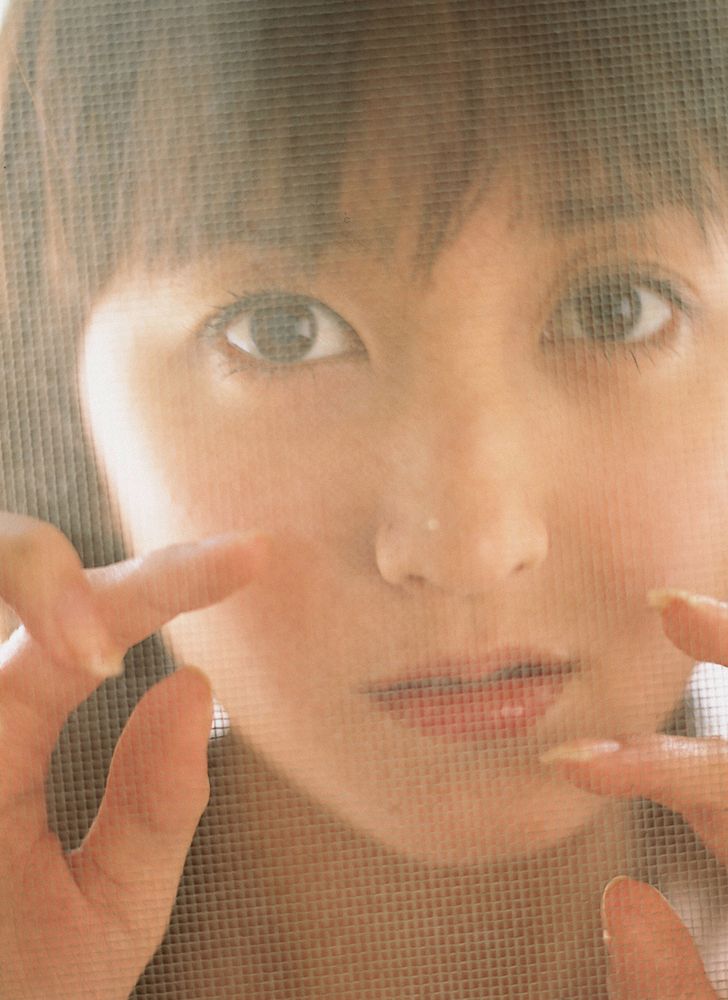 小松彩夏《オトナ？コドモ？》 [YS Web] Vol.135