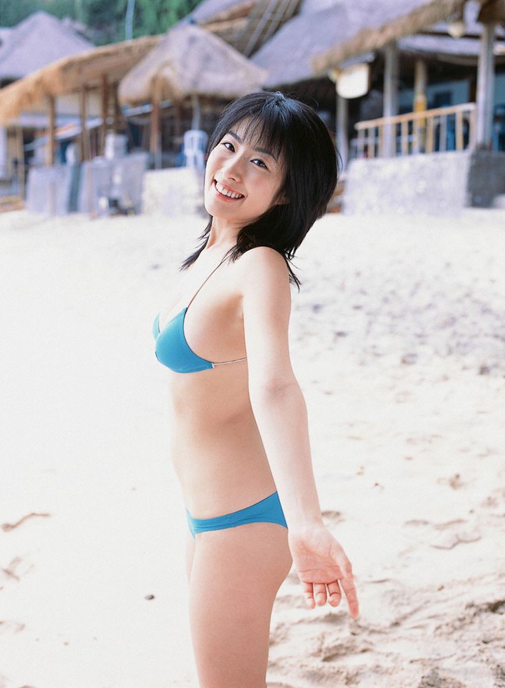 佐藤寛子《Lights,Camera,Action》 [YS Web] Vol.137