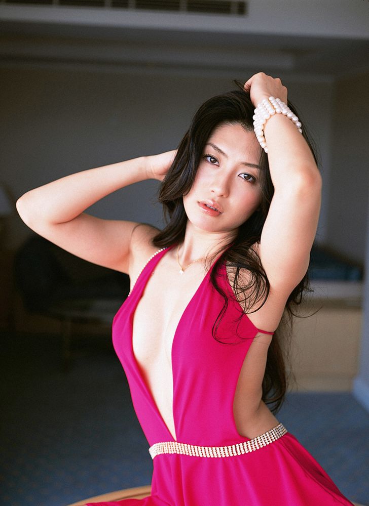矢吹春奈《いっしょにいたい女性No.1》 [YS Web] Vol.166