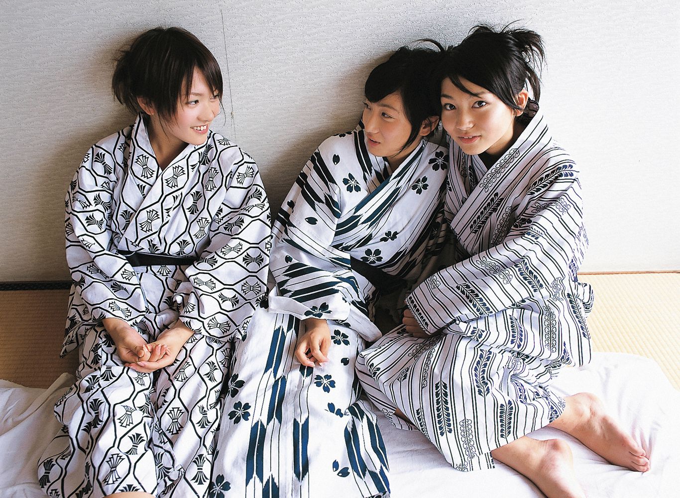 入江纱绫、冈田留奈、井口梨央《chase》 [YS Web] Vol.178