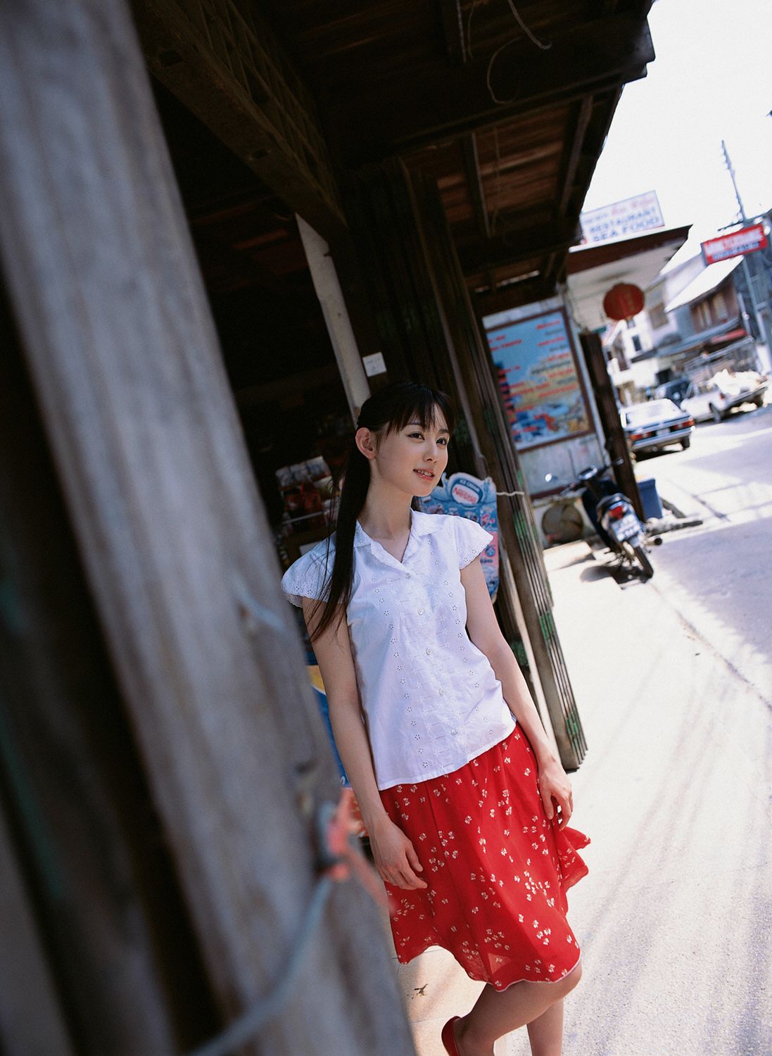 秋山莉奈《Watch Her Hip!》 [YS Web] Vol.200