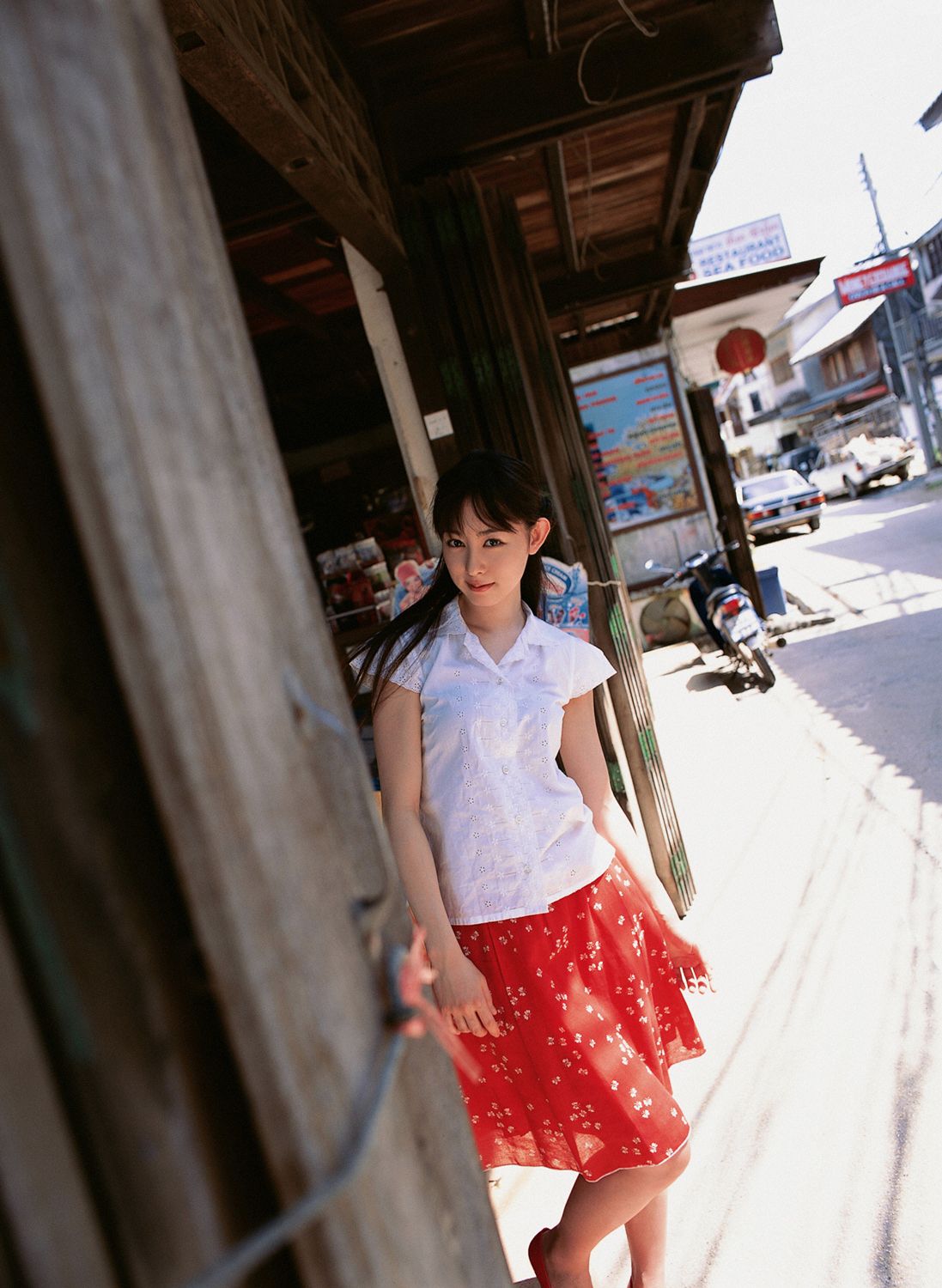 秋山莉奈《Watch Her Hip!》 [YS Web] Vol.200