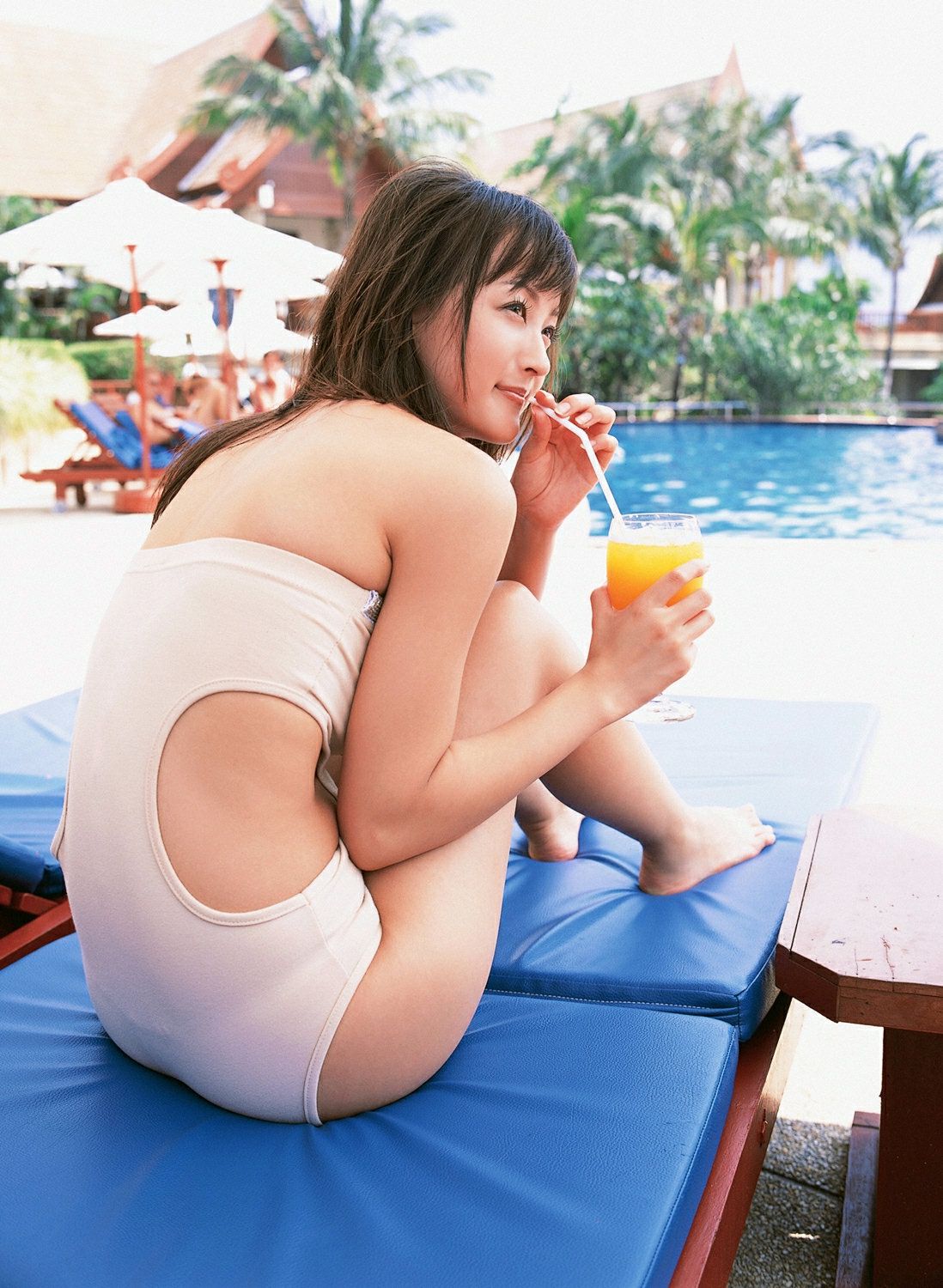 小松彩夏《耻じらい→决意のSEXY》 [YS Web] Vol.203