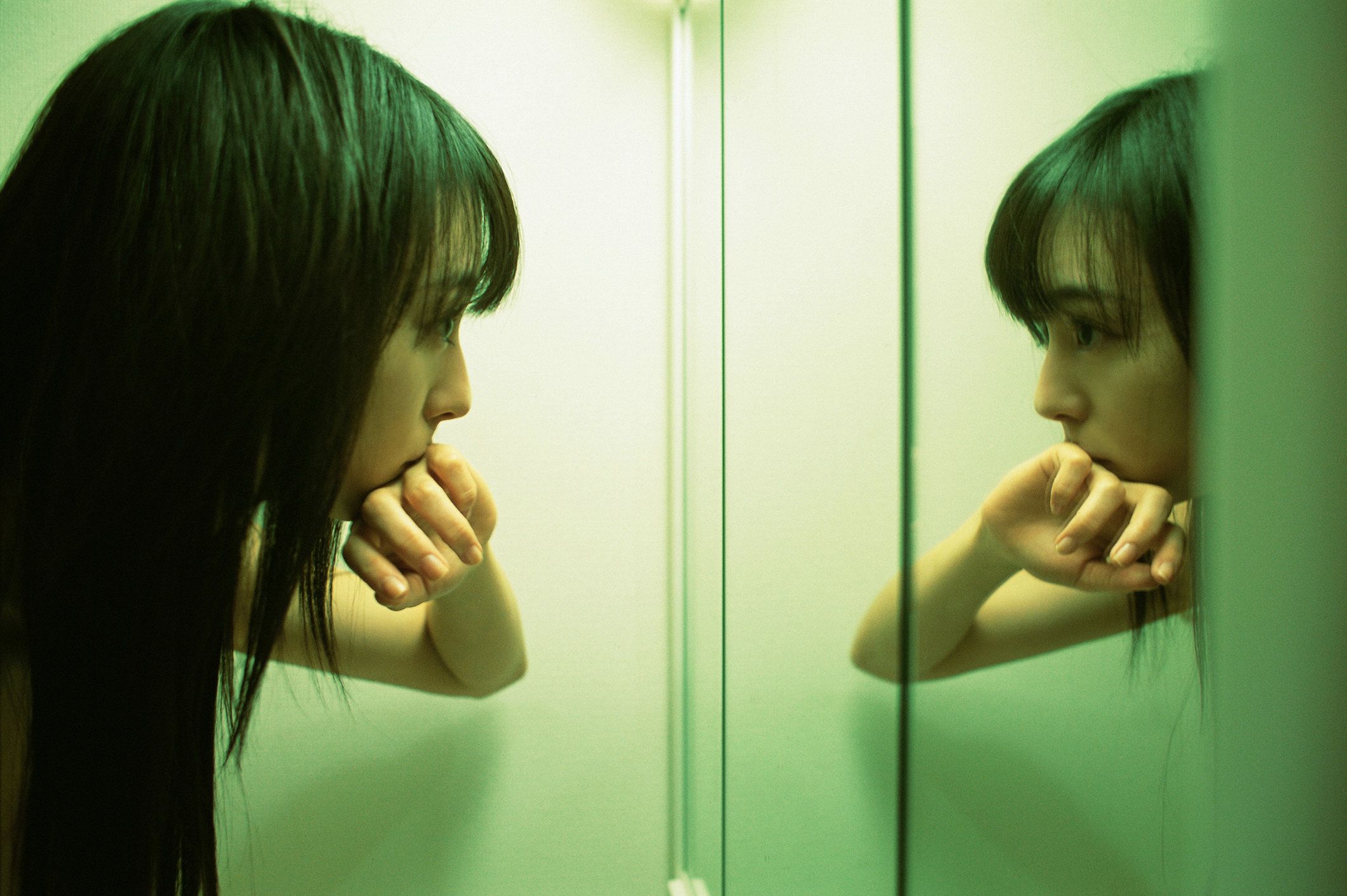 秋山莉奈《キミの素颜こつそりのぞいちやいま？？？た》 [YS Web] Vol.207