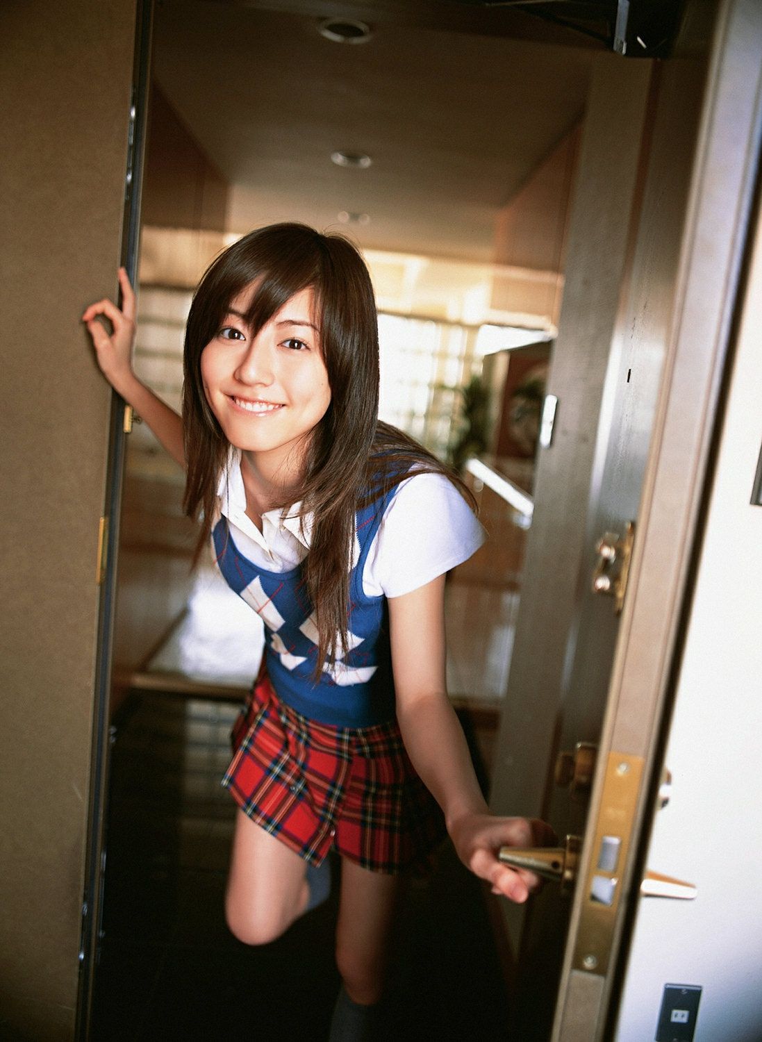 杉本有美《压倒的美少女》 [YS Web] Vol.218