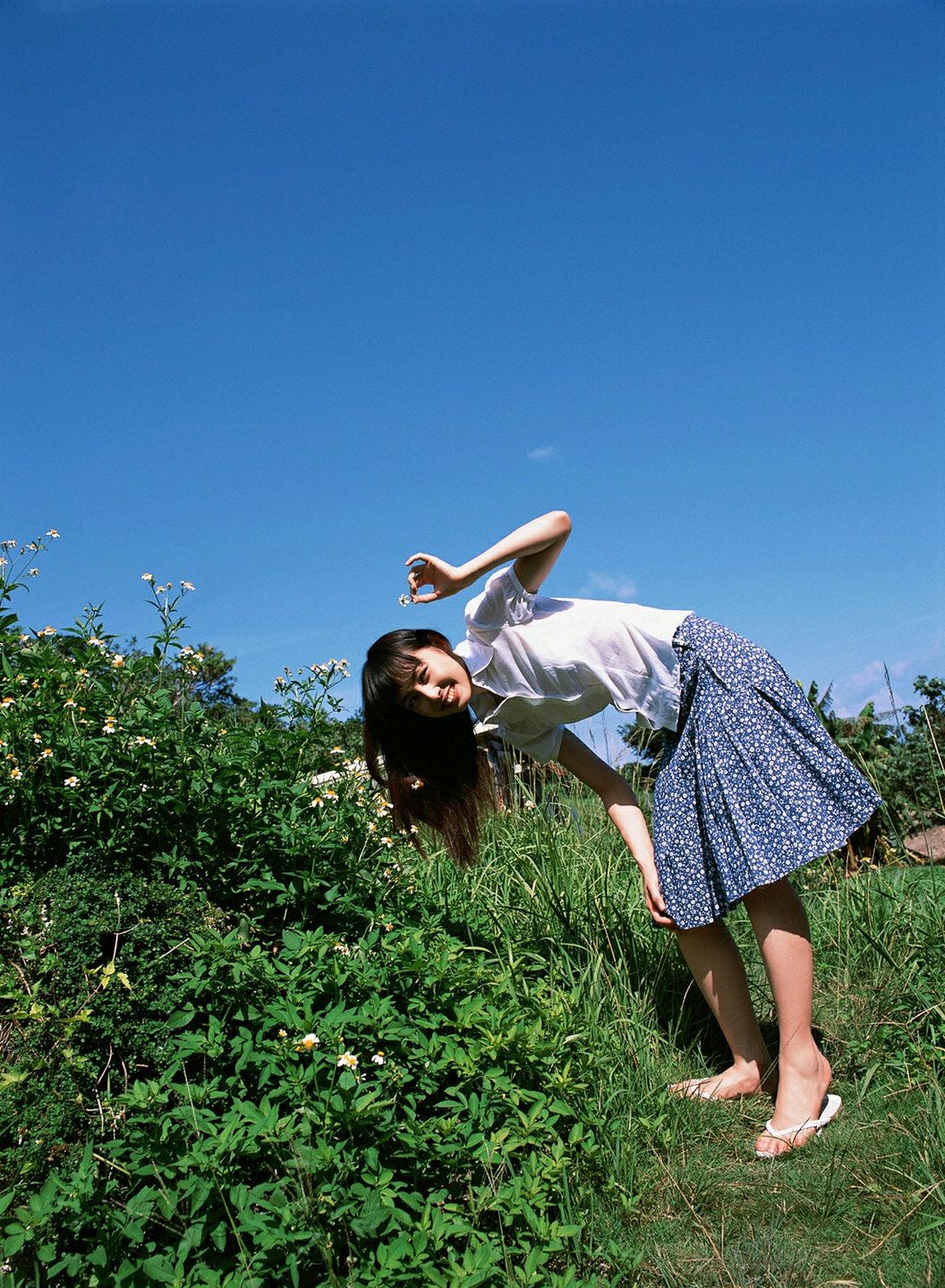 秋山莉奈《莉奈のもうひと雫》 [YS Web] Vol.234