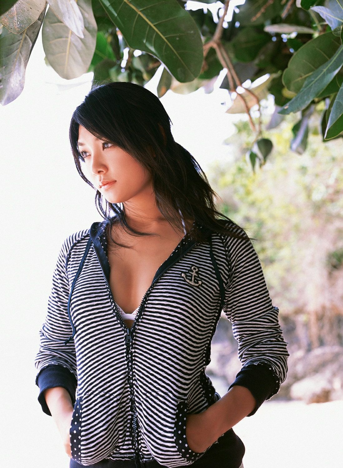 [YS Web] Vol.257 Erika Tonooka 外岡えりか/外冈好梨花