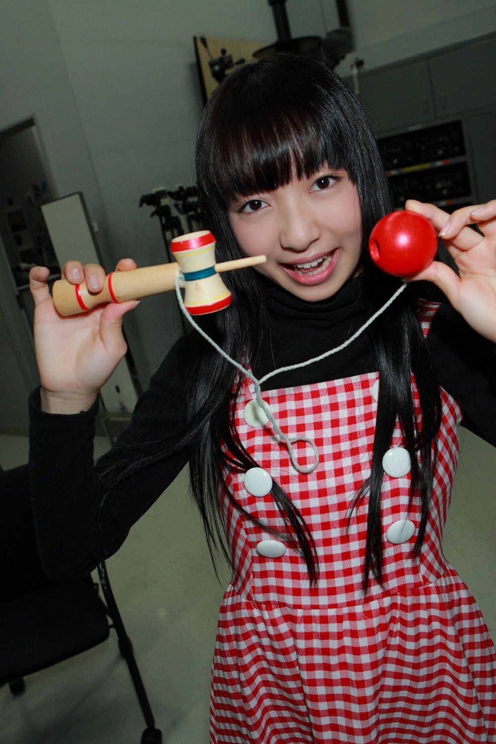 Kurumi Inoue 井上胡桃 UNDERAGE!  [YS Web] Vol.285
