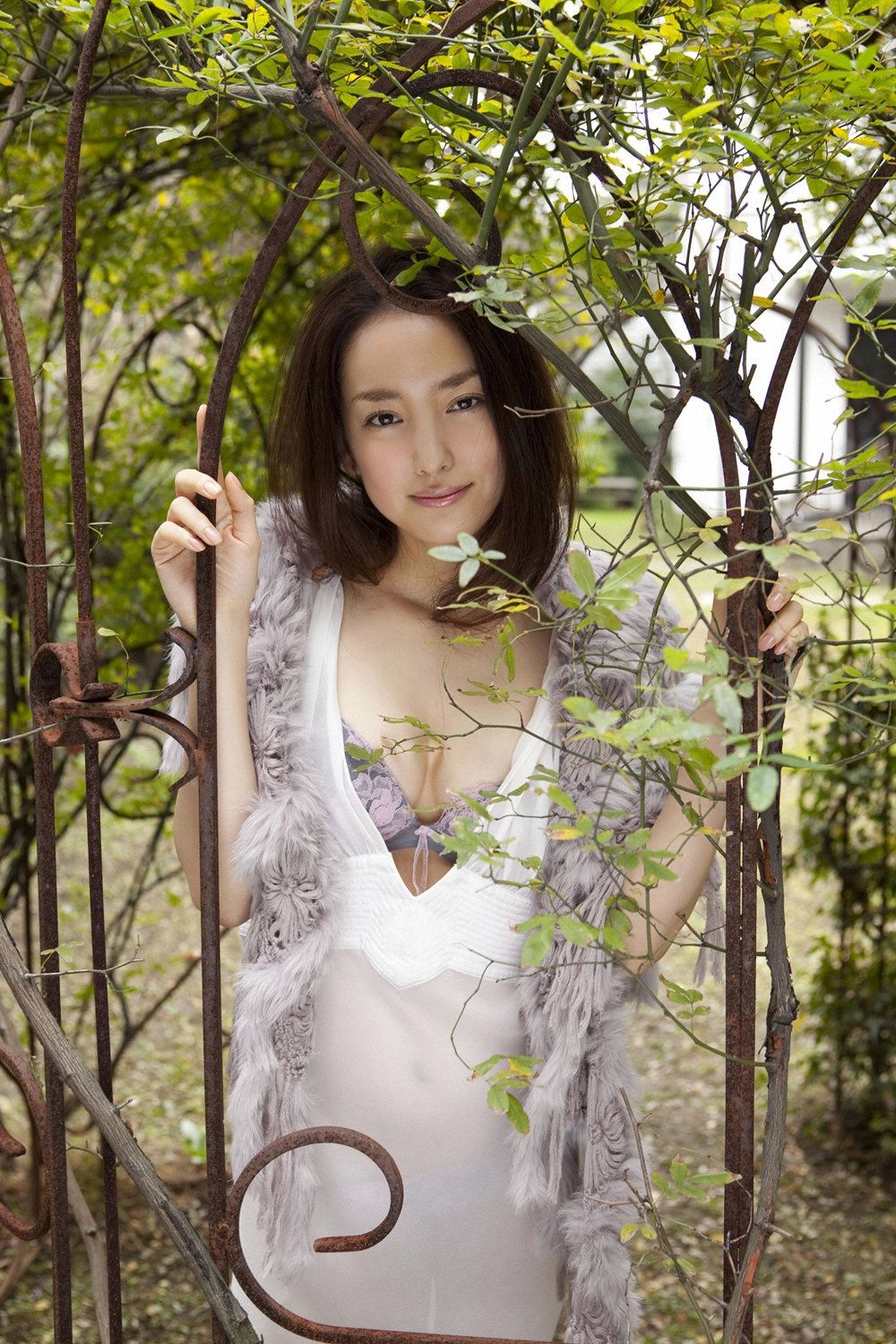 [YS Web] Vol.295 Natsuko Nagaike 永池南津子