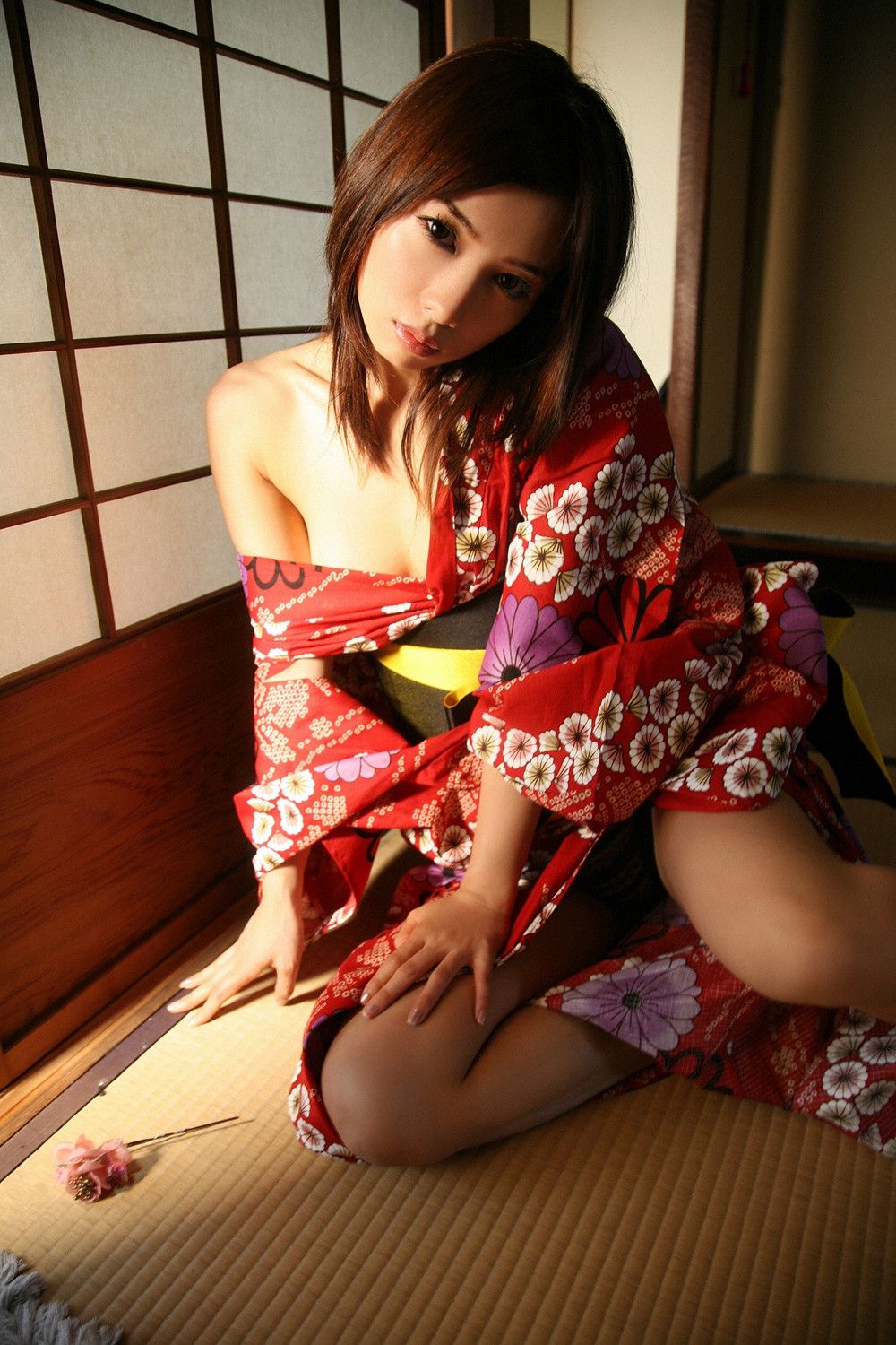 Yuri Yoshida 吉田由莉《背徳と灼熱!》 [YS Web] Vol.332