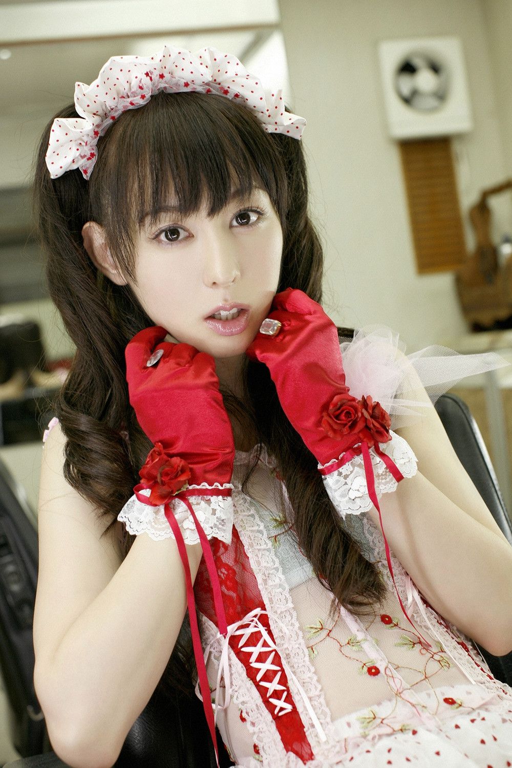 秋山莉奈《ヒップチャートNO.1》 [YS Web] Vol.345