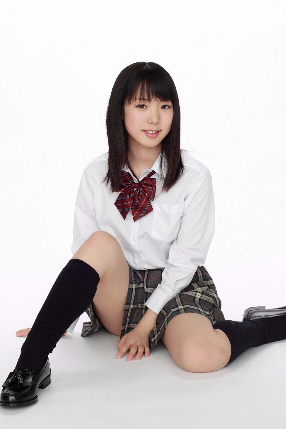 山下菜菜子/新実菜々子《桃色ピュア少女エントリー!!》 [YS Web] Vol.351