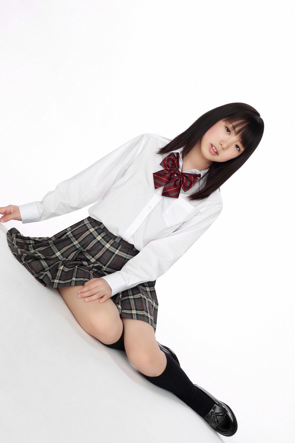 山下菜菜子/新実菜々子《桃色ピュア少女エントリー!!》 [YS Web] Vol.351