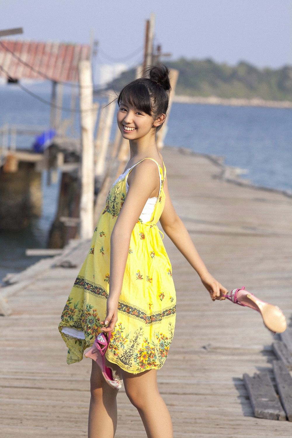 小池里奈《放課後ヒロイン》 [YS Web] Vol.352