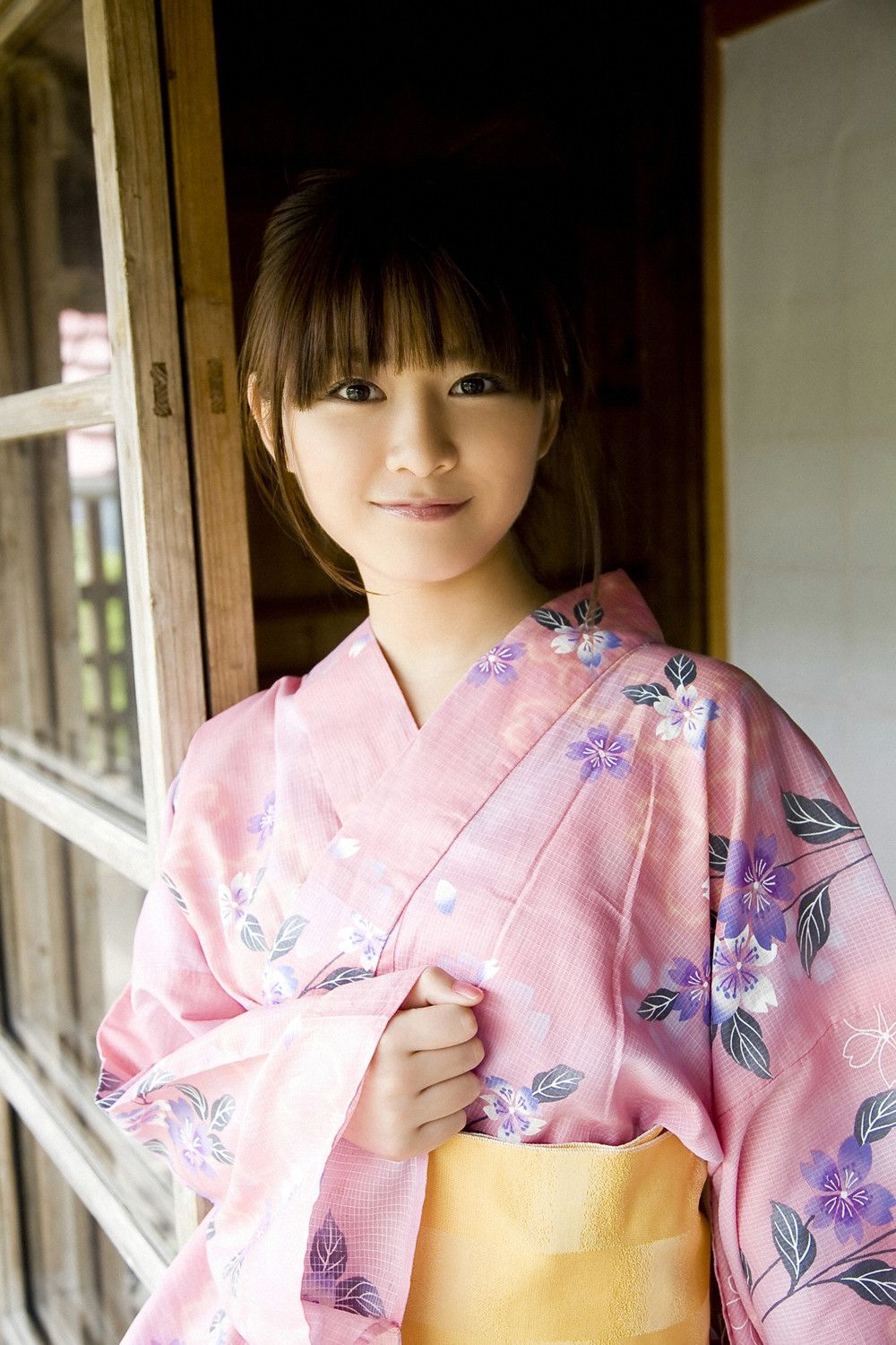 鎌田奈津美《禁断の柔肌》 [YS Web] Vol.369
