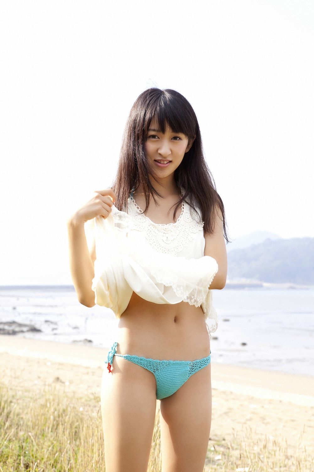 入矢麻衣《一瞬で恋に落ちた!!》 [YS Web] Vol.386