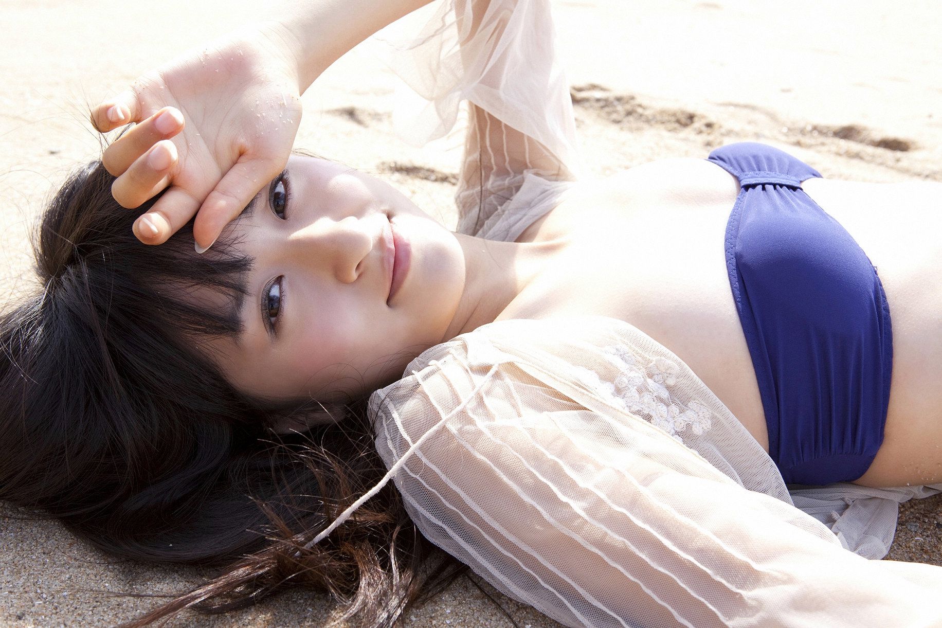 入矢麻衣《一瞬で恋に落ちた!!》 [YS Web] Vol.386