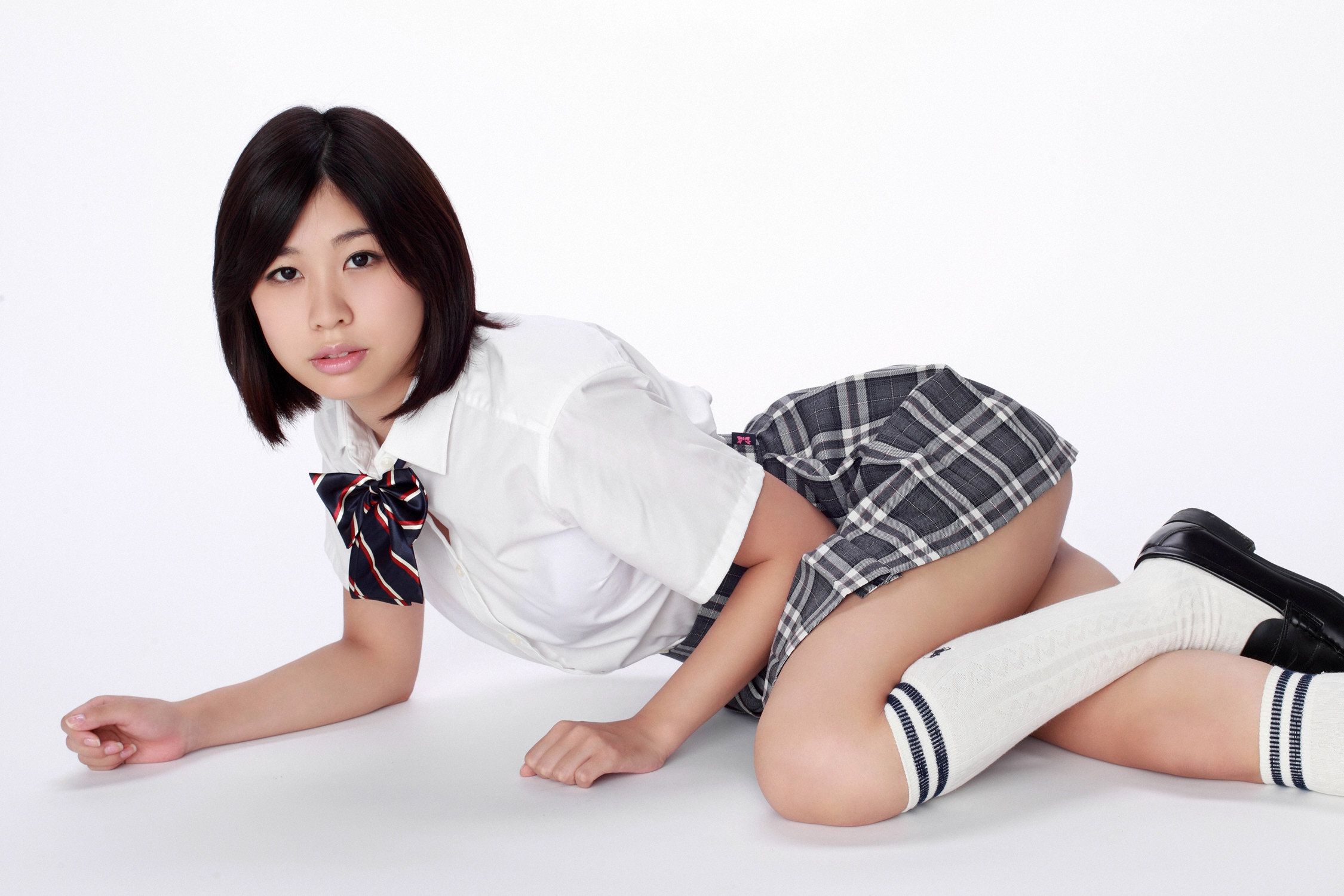 Kinatsu Kuraoka 倉岡生夏《Eカップの、にゅ》 [YS Web] Vol.391