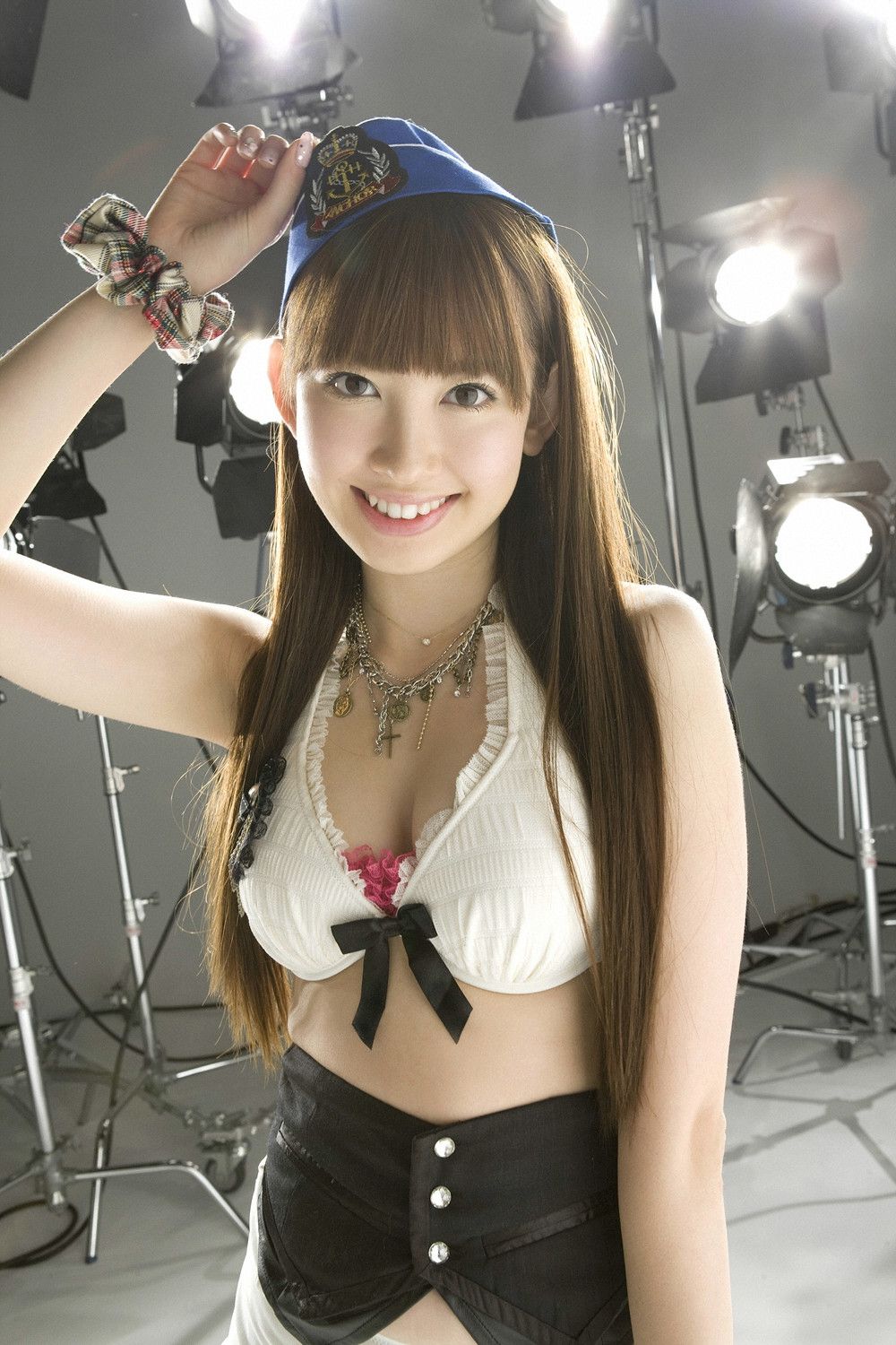 AKB48《ワンダー.バニー.パーティー》 [YS Web] Vol.397