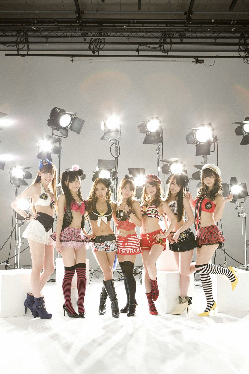 AKB48《ワンダー.バニー.パーティー》 [YS Web] Vol.397