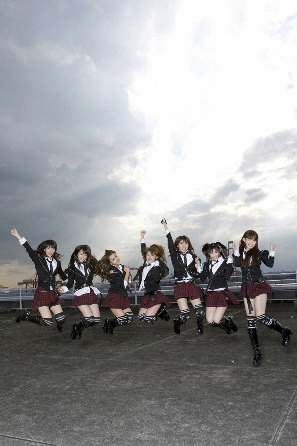 AKB48《ワンダー.バニー.パーティー》 [YS Web] Vol.397