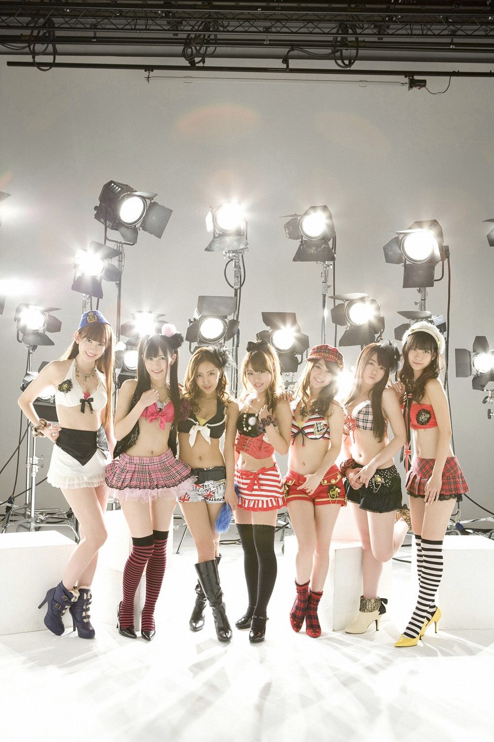 AKB48《ワンダー.バニー.パーティー》 [YS Web] Vol.397