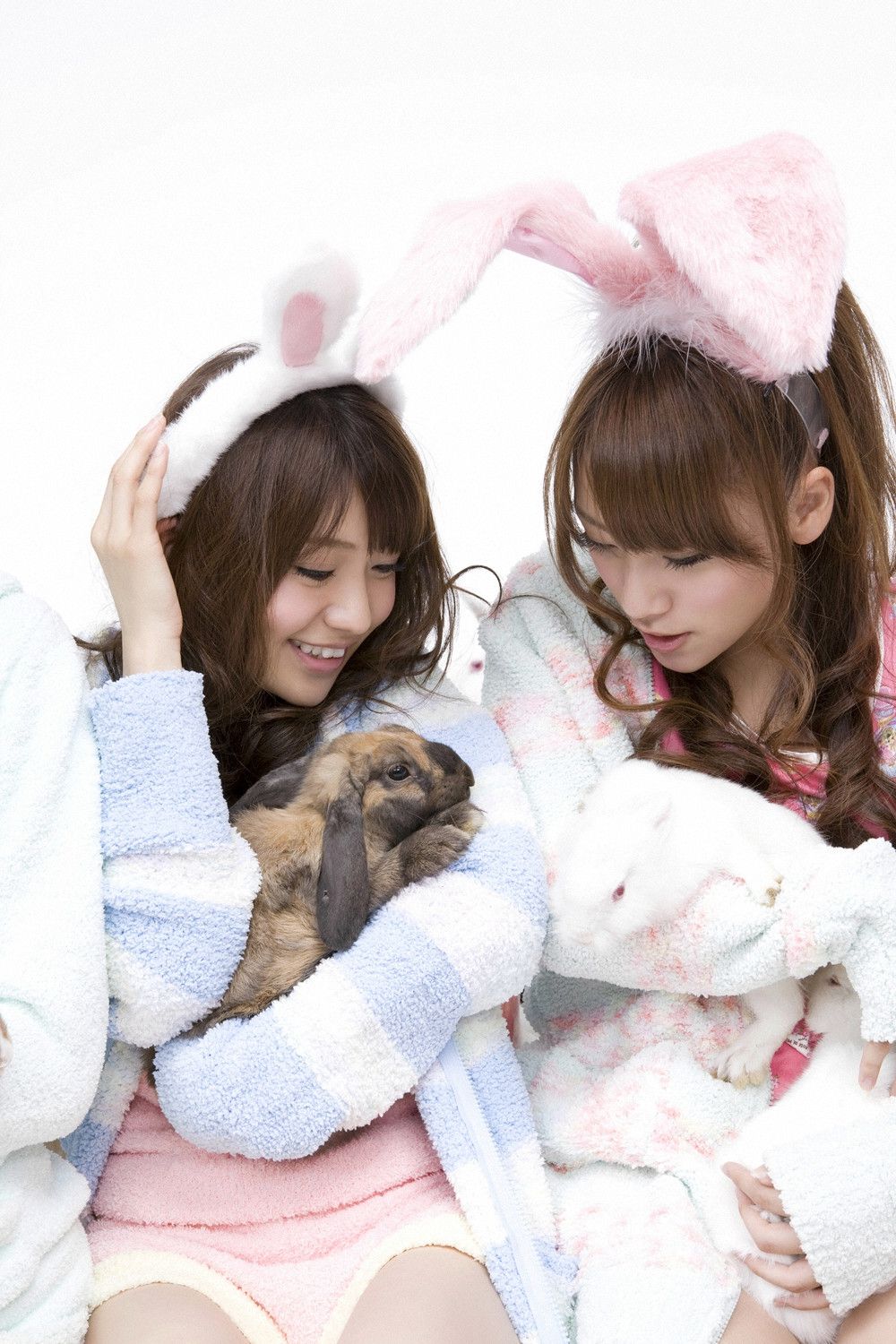 AKB48《ワンダー.バニー.パーティー》 [YS Web] Vol.397