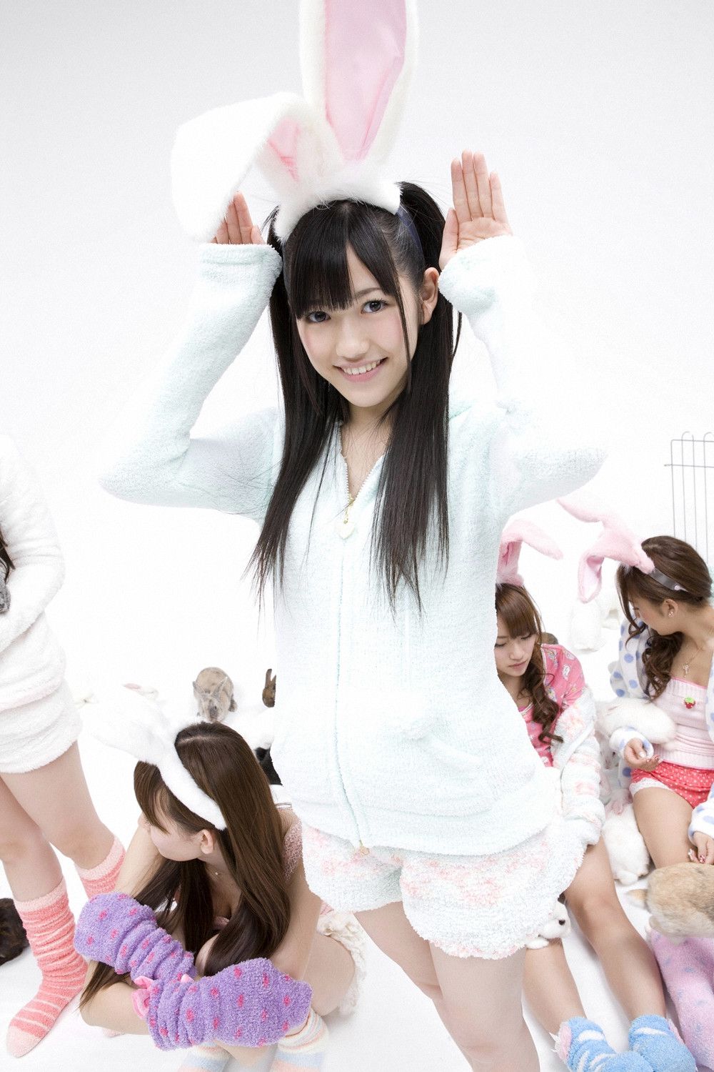 AKB48《ワンダー.バニー.パーティー》 [YS Web] Vol.397