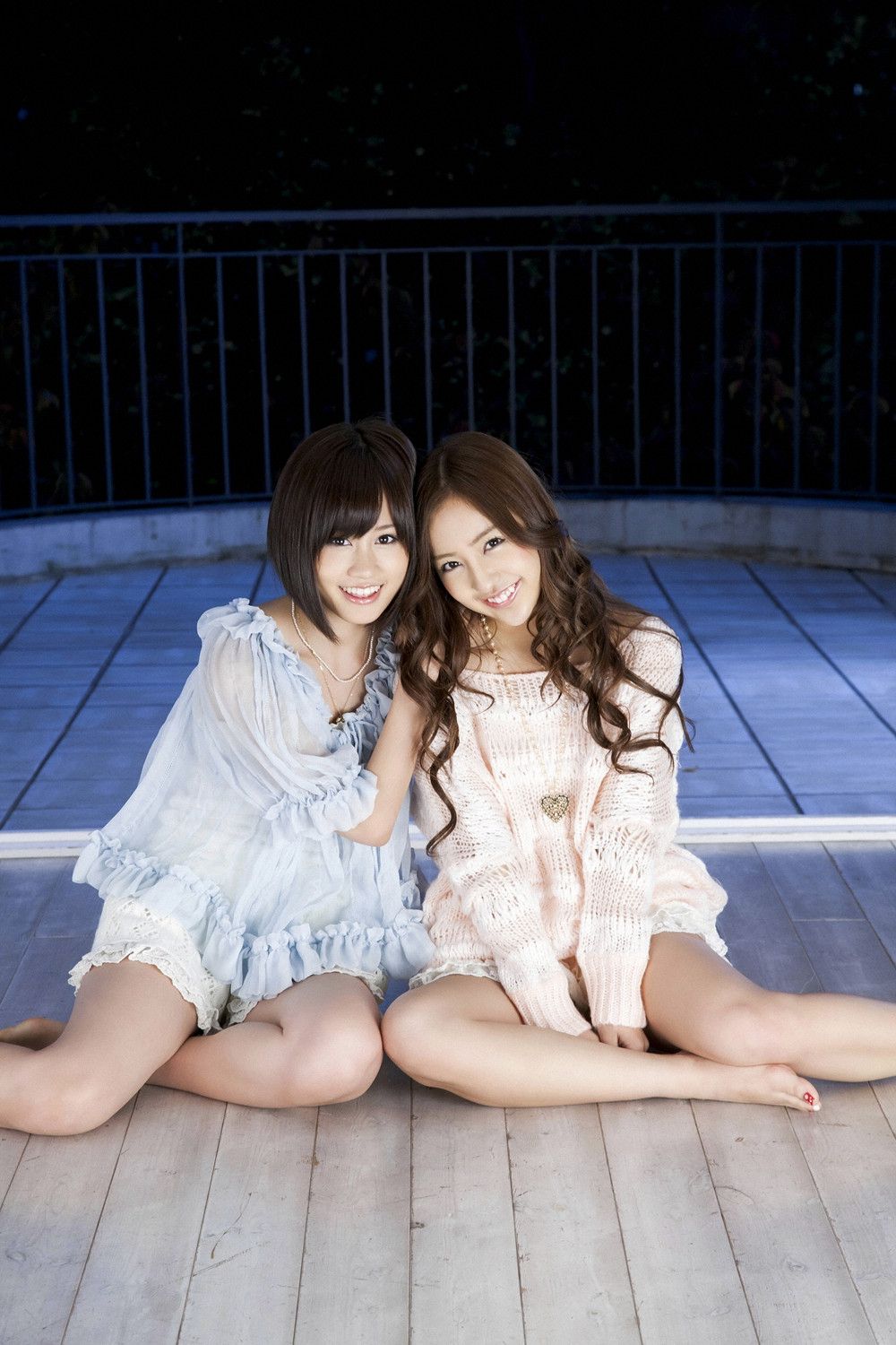 前田敦子/板野友美《あっちゃん ともちん、ふたりで…》 [YS Web] Vol.401