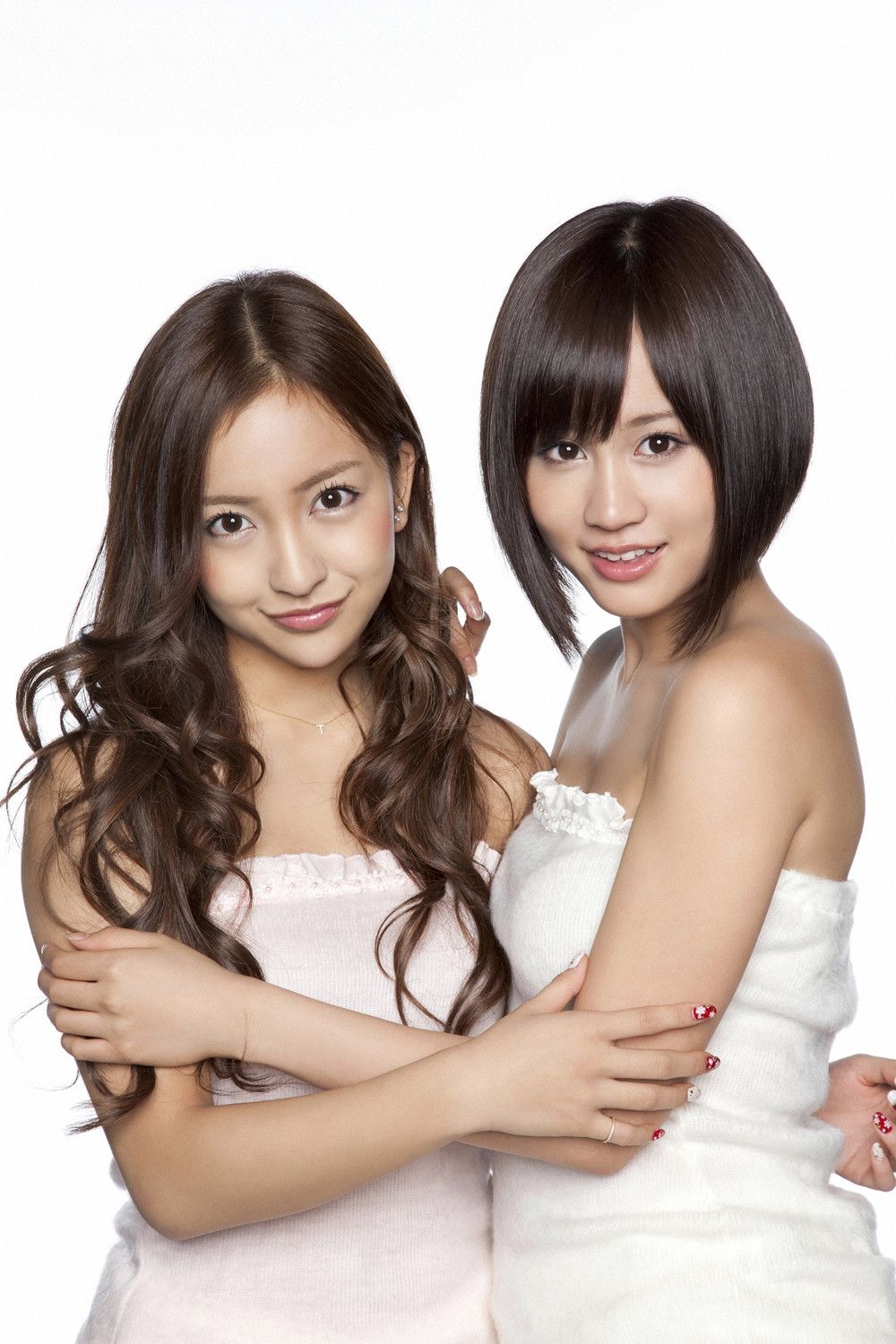 前田敦子/板野友美《あっちゃん ともちん、ふたりで…》 [YS Web] Vol.401