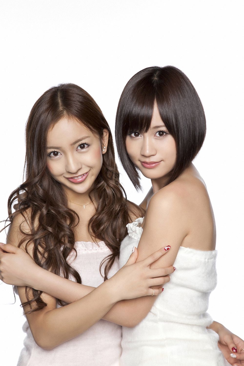 前田敦子/板野友美《あっちゃん ともちん、ふたりで…》 [YS Web] Vol.401
