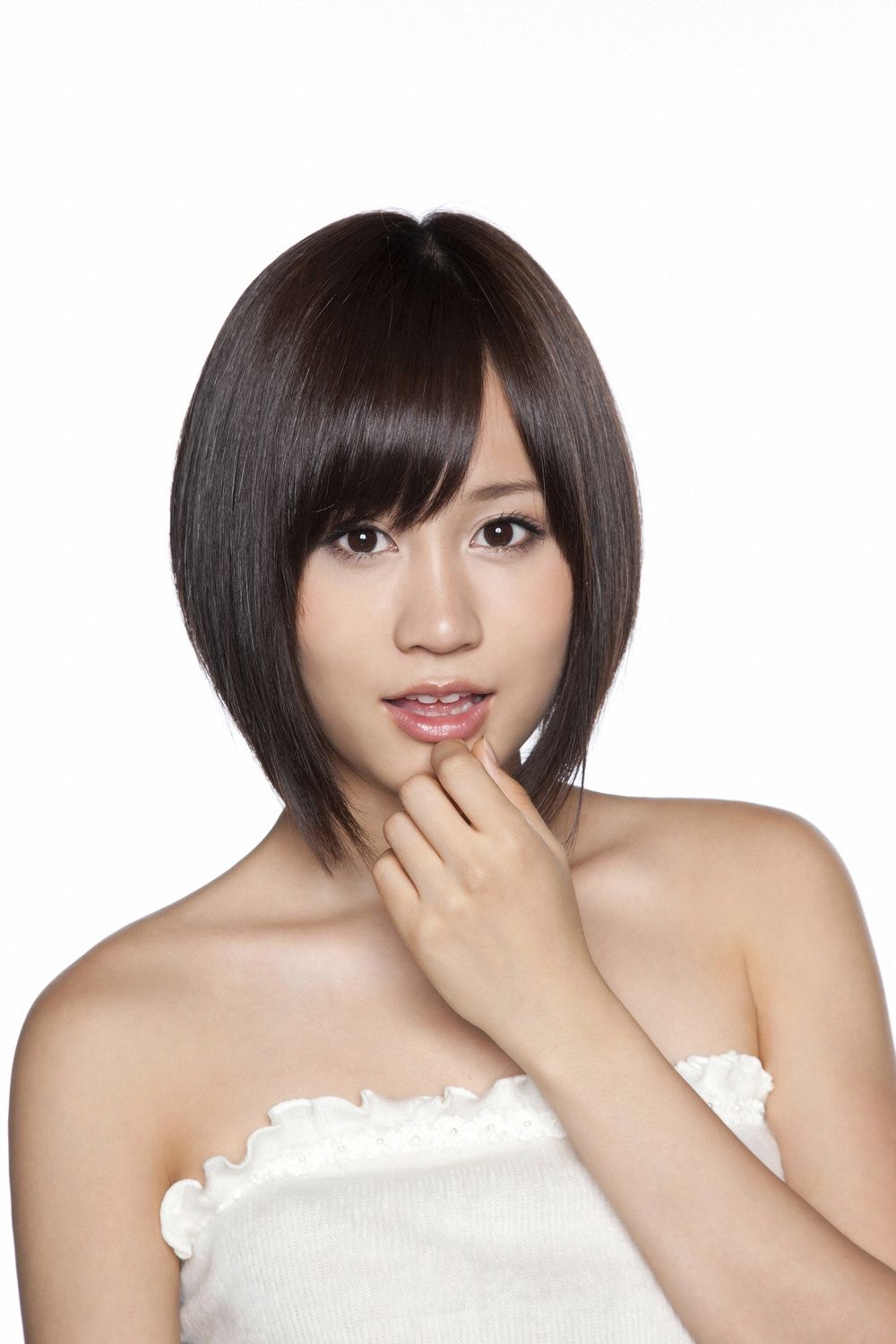 前田敦子/板野友美《あっちゃん ともちん、ふたりで…》 [YS Web] Vol.401