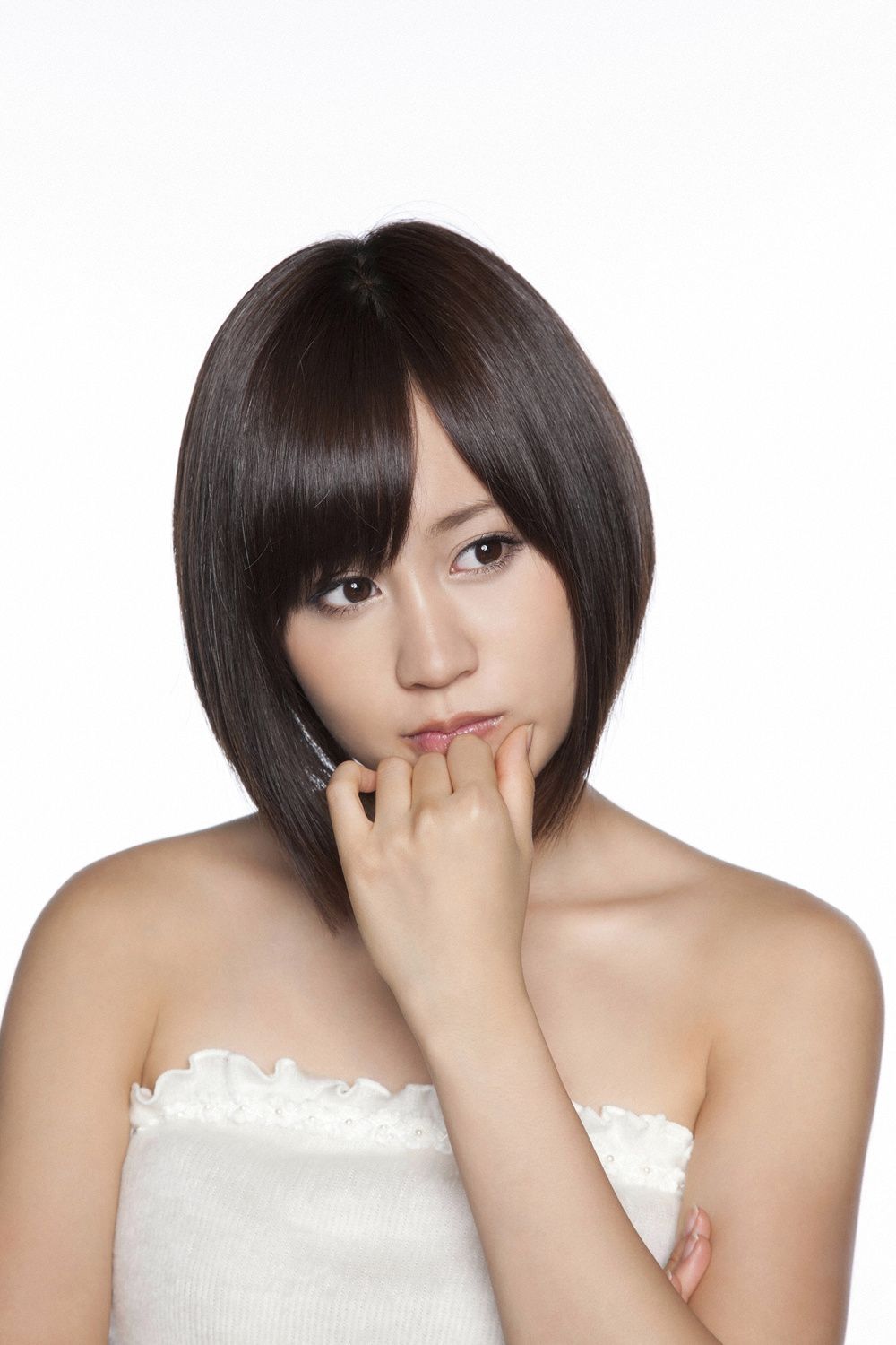 前田敦子/板野友美《あっちゃん ともちん、ふたりで…》 [YS Web] Vol.401