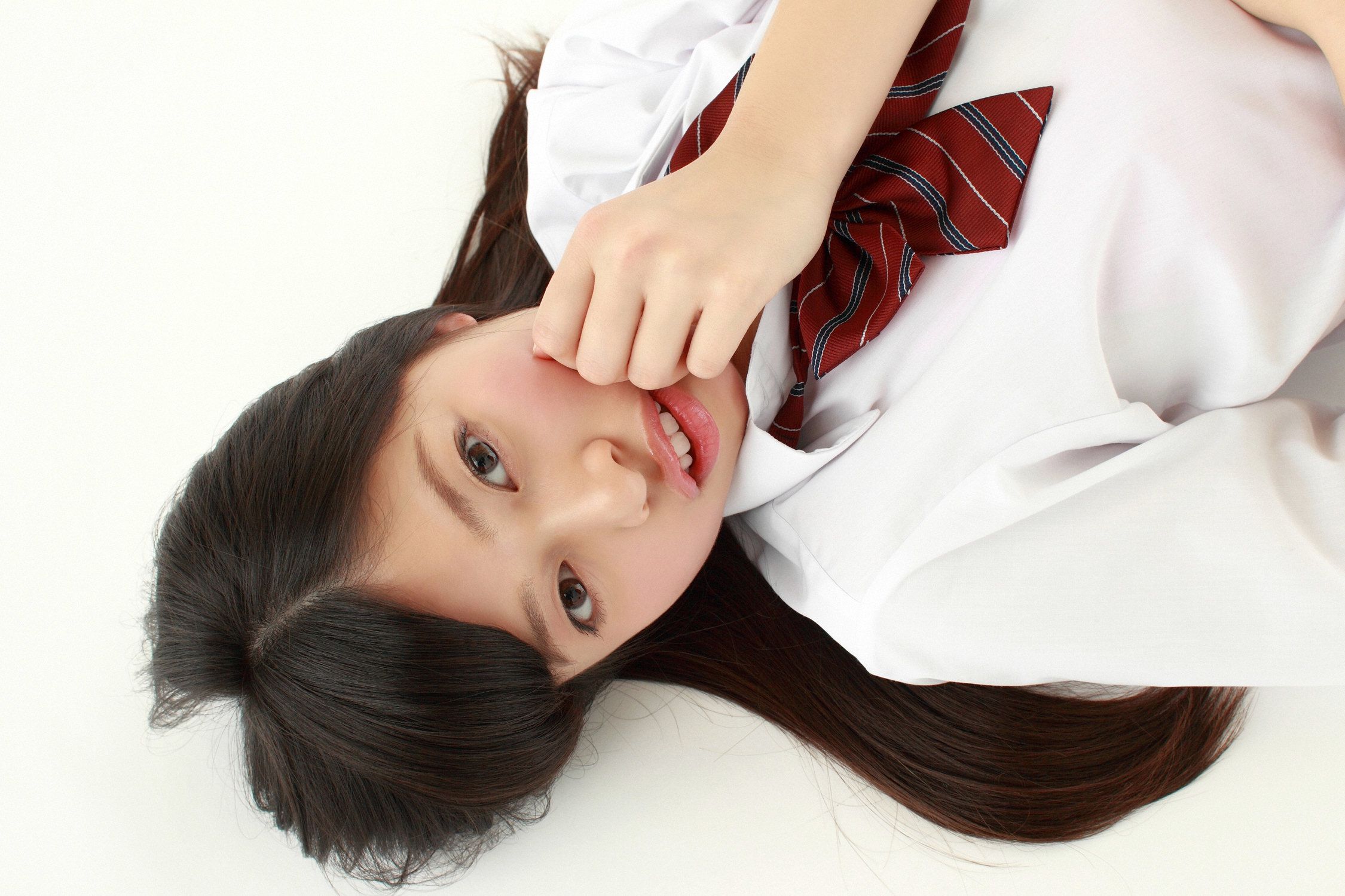 Erena Sakurai 桜井えれ《17歲のハ入學！》 [YS Web] Vol.408