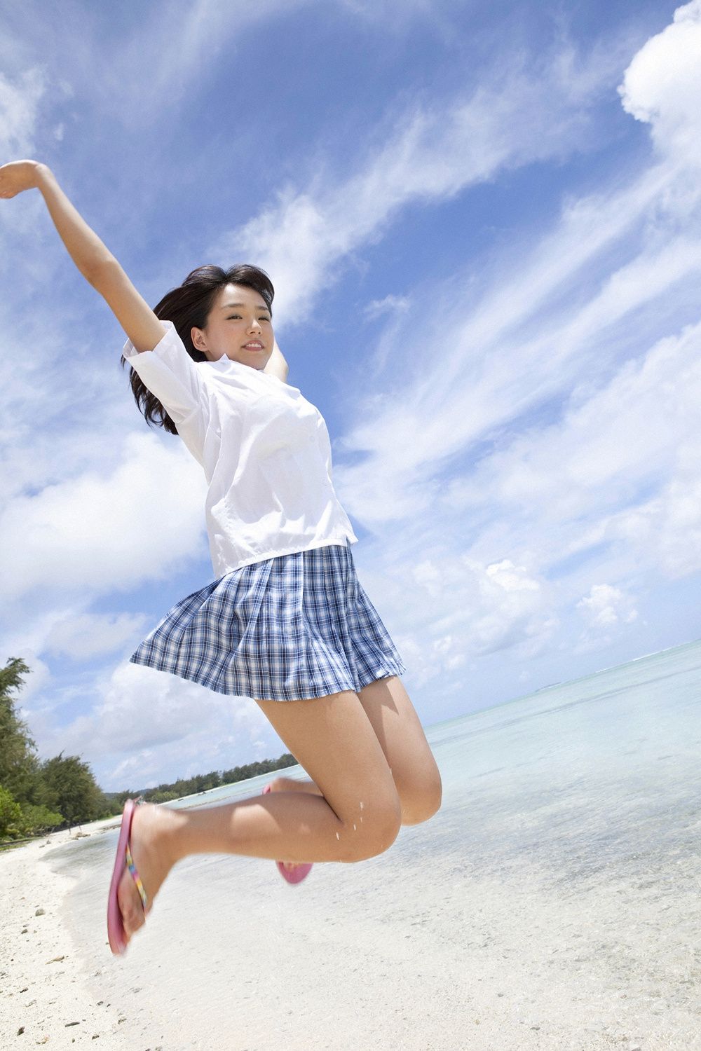 篠崎愛《らぶたんと夏休み》 [YS Web] Vol.413