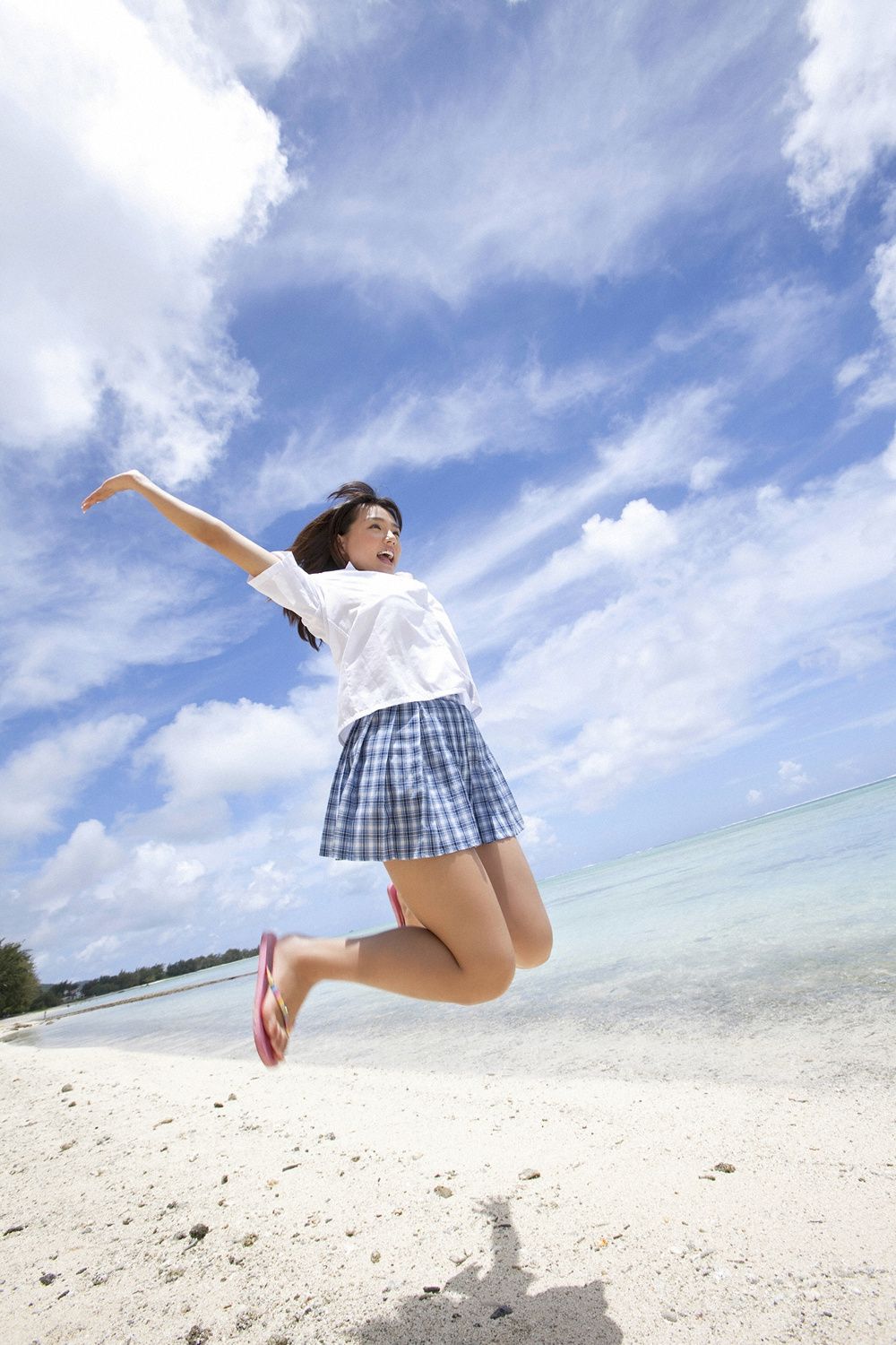 篠崎愛《らぶたんと夏休み》 [YS Web] Vol.413