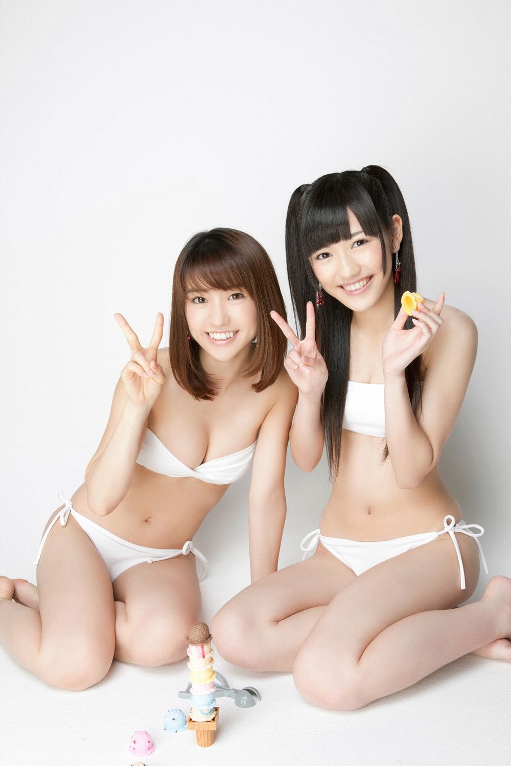大島優子/渡辺麻友《ゆうことまゆゆのサマーバケーション》 [YS Web] Vol.435