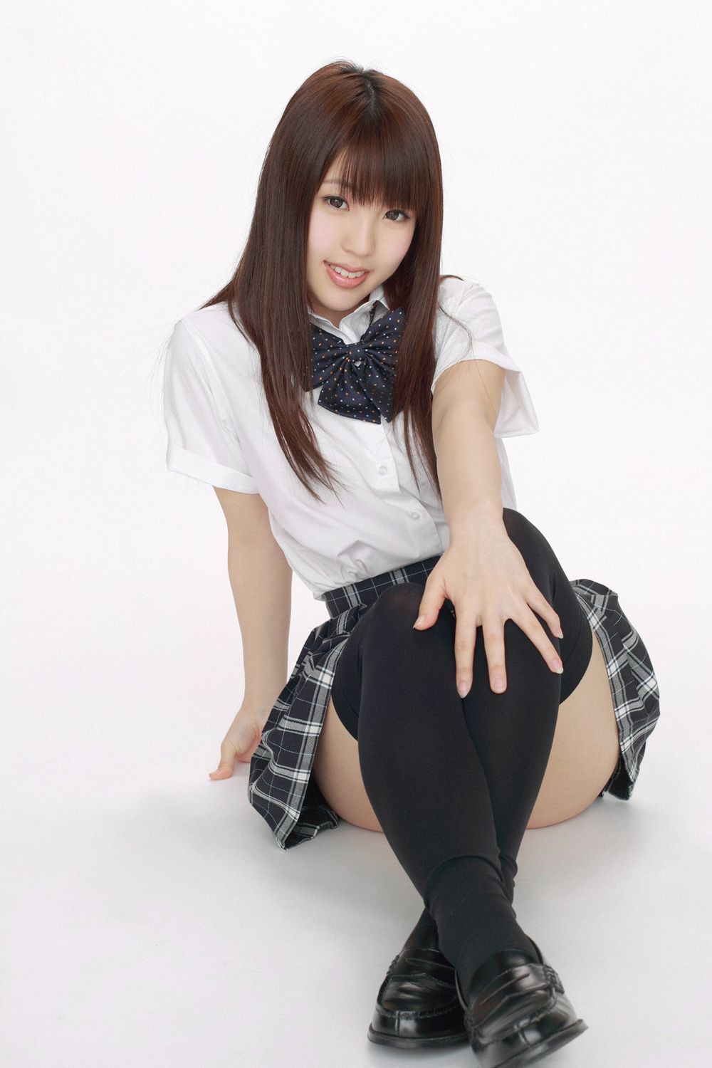 白石みずほ《B88cm!みにゃん入学!》 [YS Web] Vol.502