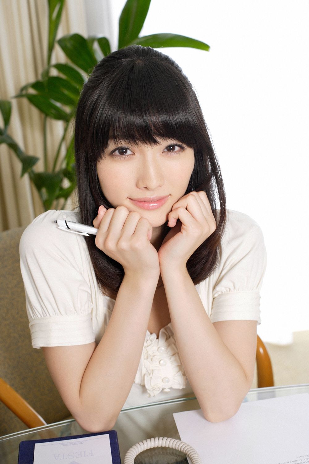 今野杏南《摇れゐ!黑髮美少女》 [YS Web] Vol.542