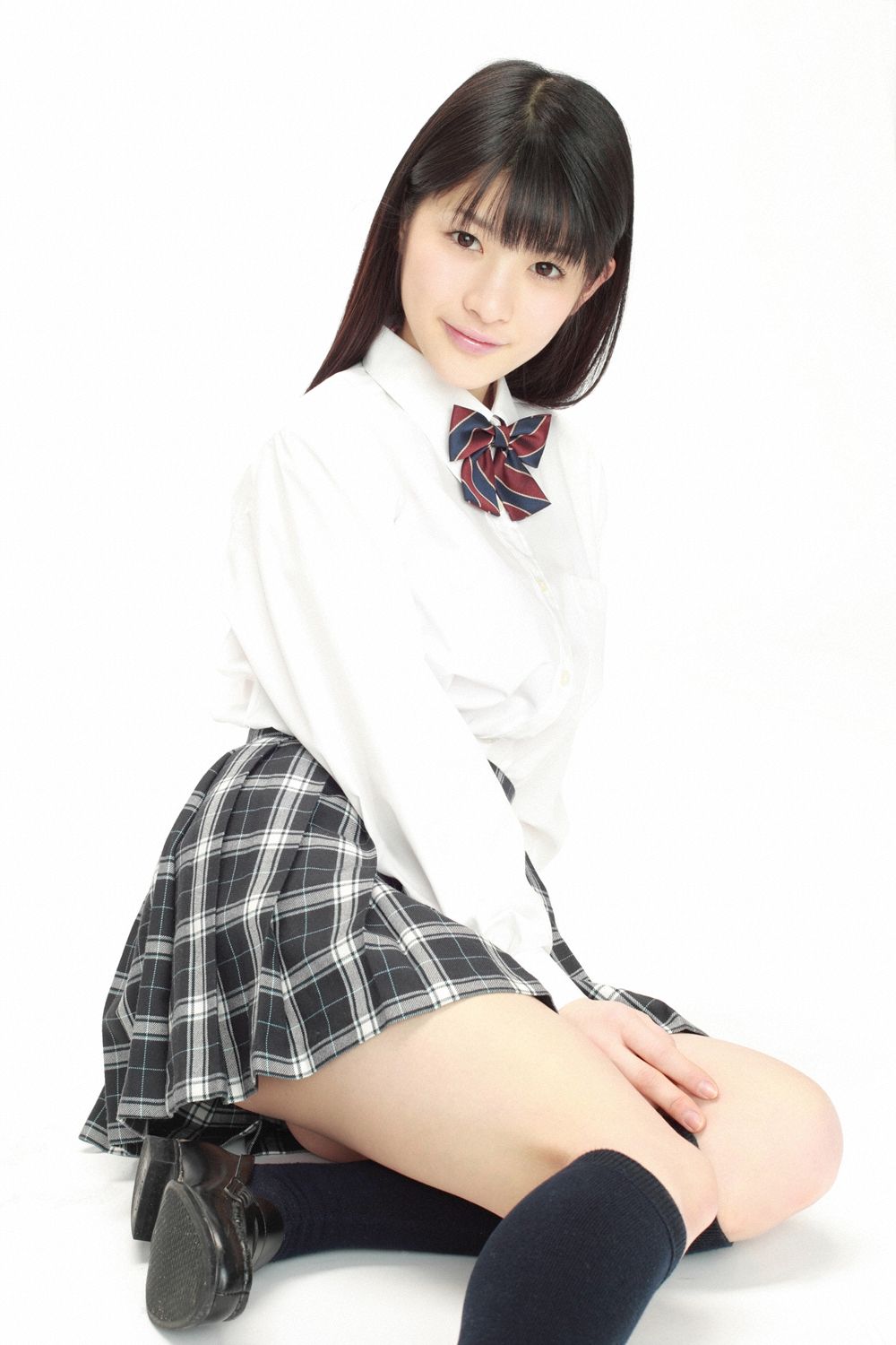 神谷えりな/神谷绘里奈《ガスマスクを脱いだ美少女！》 [YS Web] Vol.547