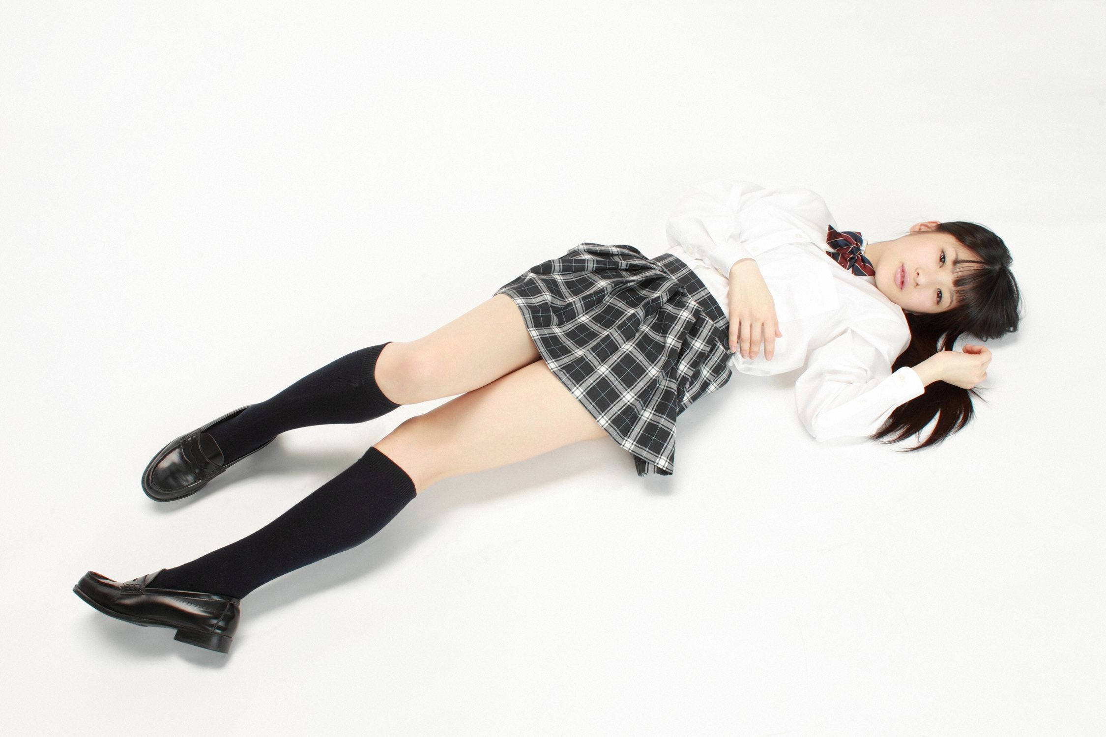 神谷えりな/神谷绘里奈《ガスマスクを脱いだ美少女！》 [YS Web] Vol.547