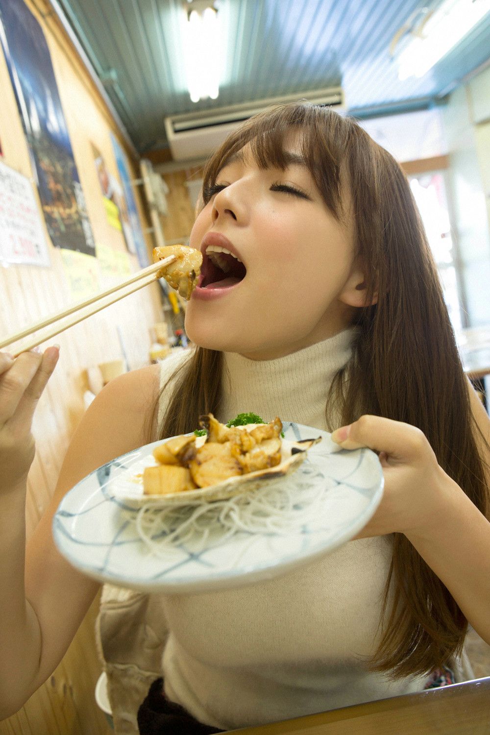 [YS Web] Vol.593 Ai Shinozaki 筱崎爱
