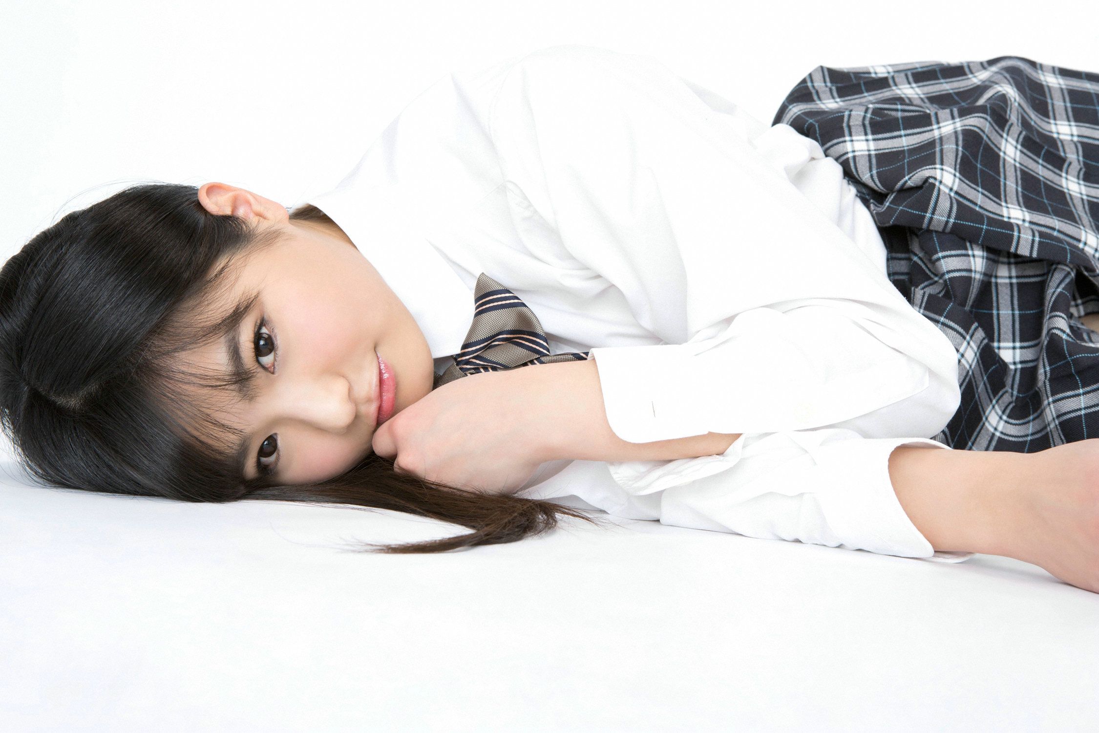 片岡沙耶《童顏ボイーン少女入學》 [YS Web] Vol.600
