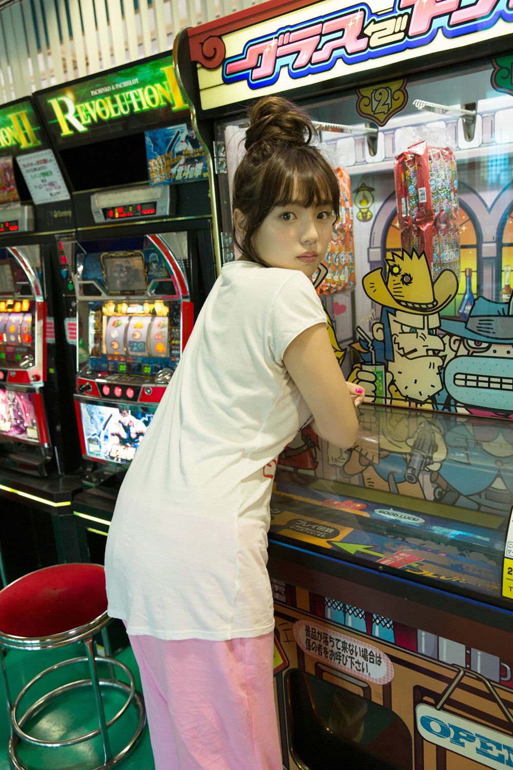 篠崎愛《In The Room》 [YS Web] Vol.629